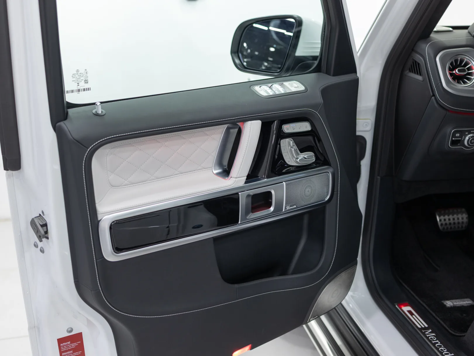 Mercedes-Benz G-Класс G 450 d AMG Line III (W465) Рестайлинг, 2024 — экстерьер, фото 8