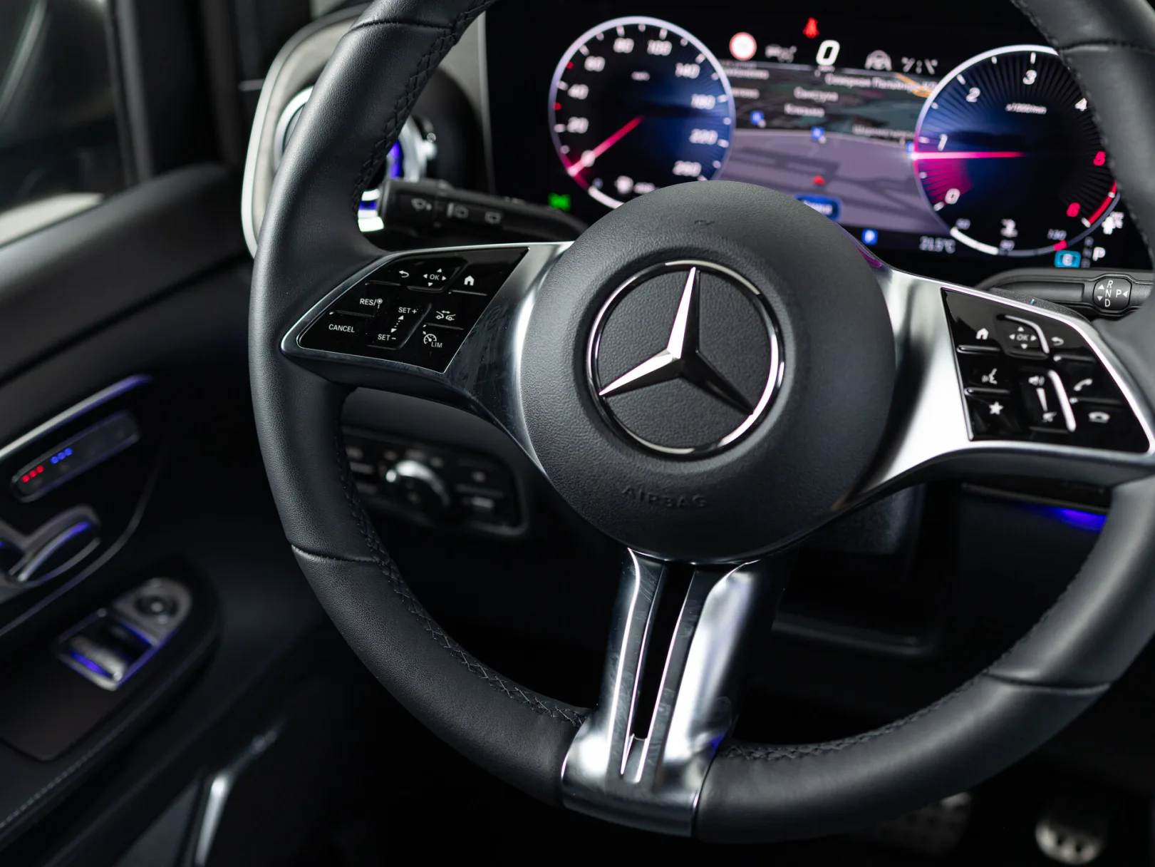Mercedes-Benz V-Класс Exclusive III (W447) Рестайлинг 2, 2025 — экстерьер, фото 26
