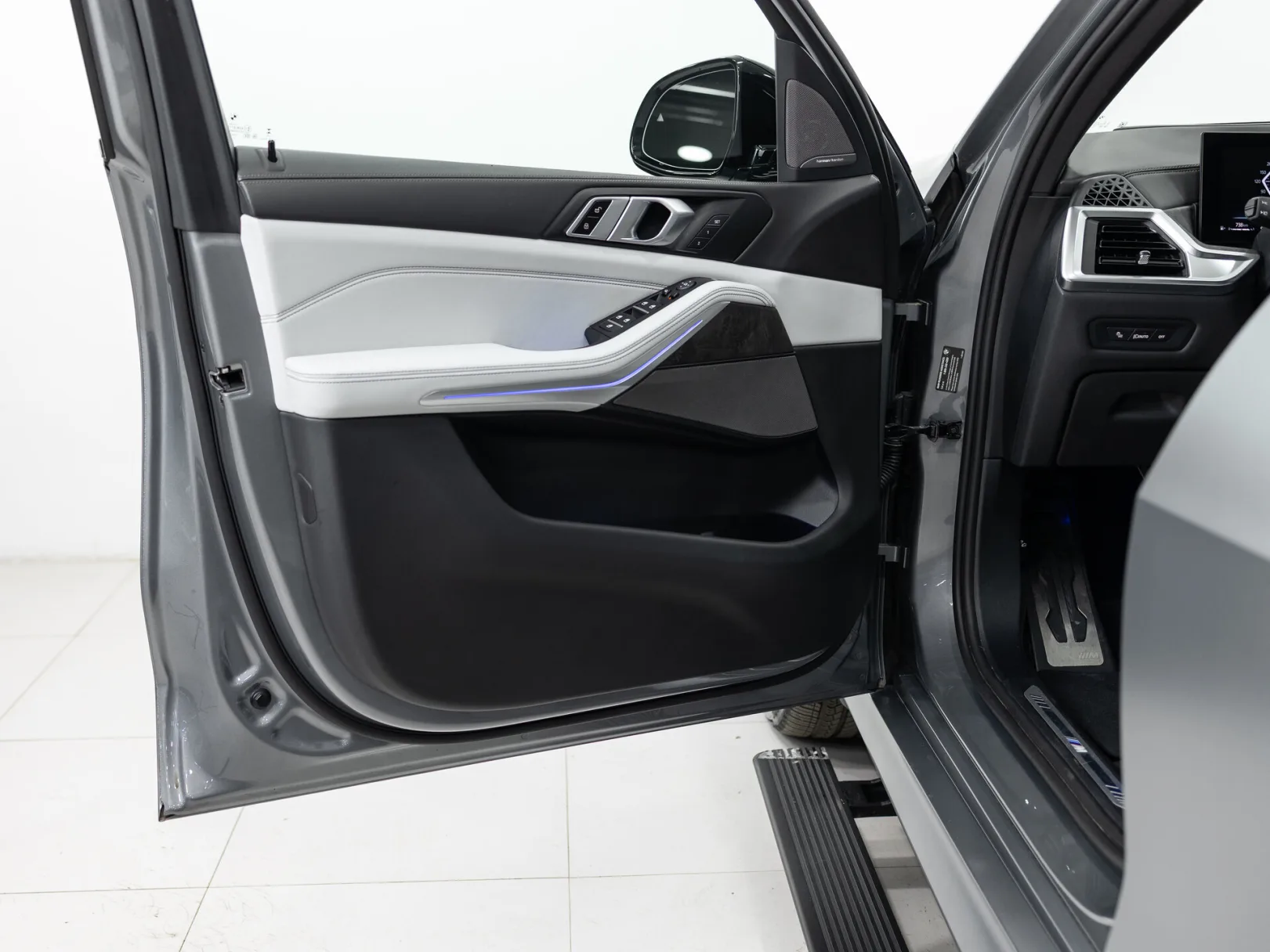 BMW X5 xDrive40i IV (G05/G18) Рестайлинг, 2023 — экстерьер, фото 8