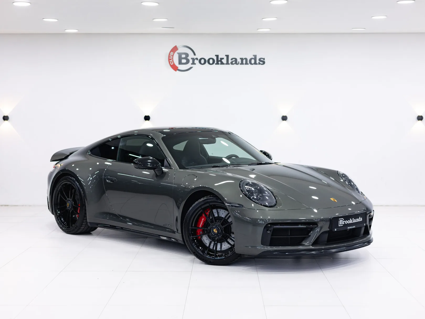 Porsche 911 Carrera 4 GTS VIII (992), 2021 — экстерьер, фото 3
