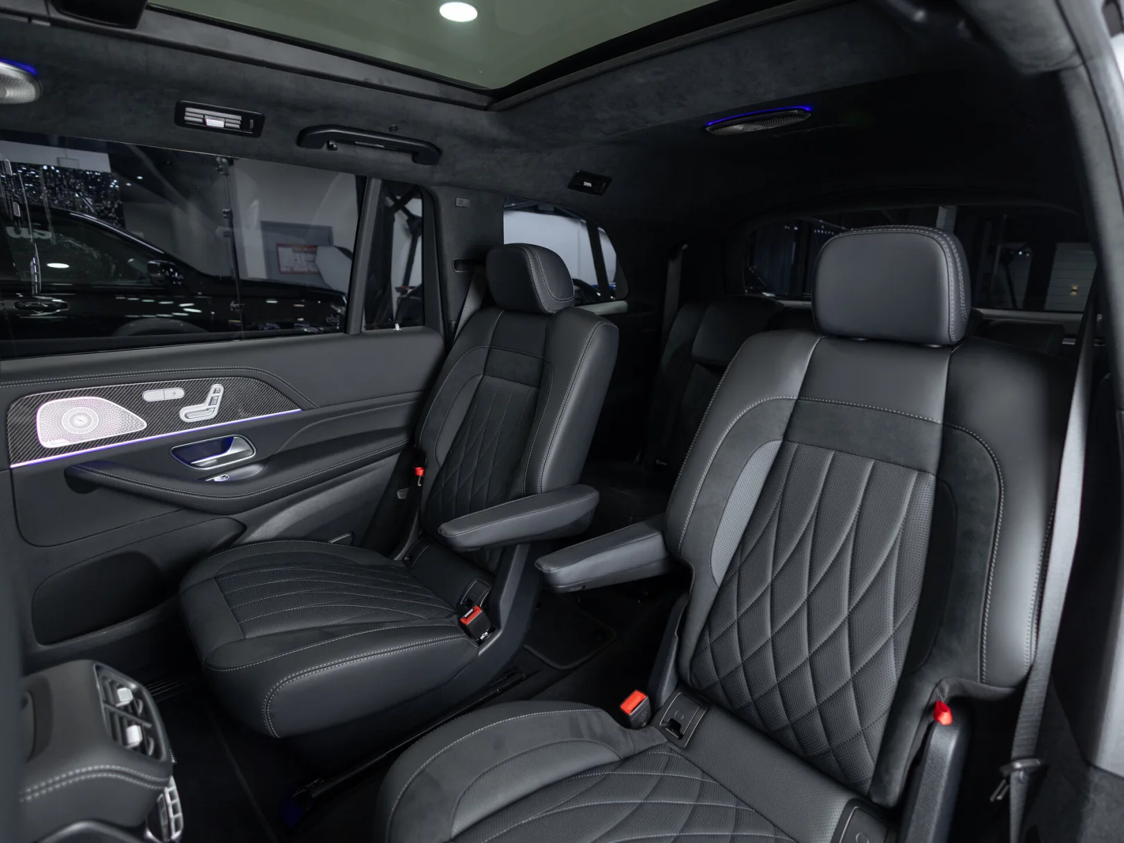 Mercedes-Benz GLS AMG GLS 63 4MATIC+ II (X167) Рестайлинг, 2023 — экстерьер, фото 28