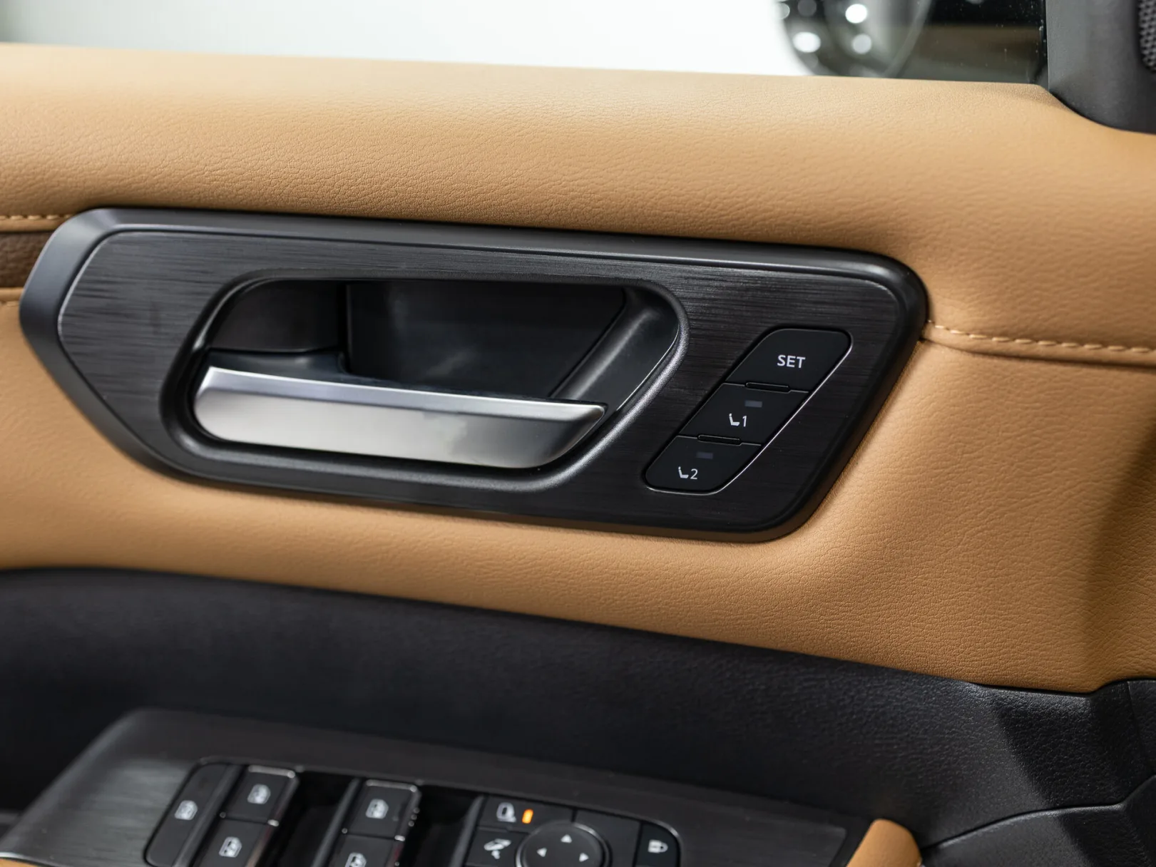 Nissan Patrol LE Platinum City VII (Y63), 2026 — экстерьер, фото 10