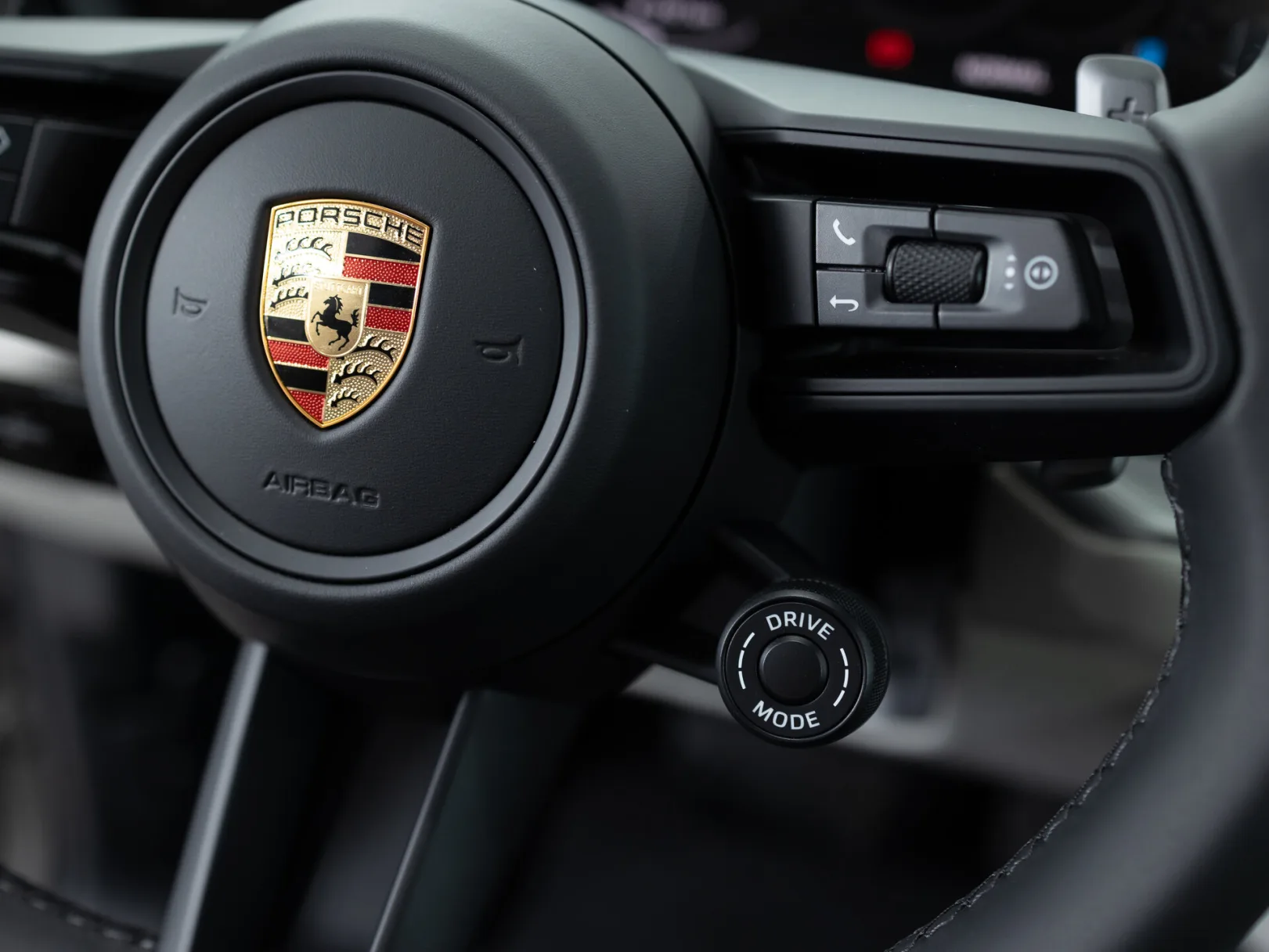 Porsche Cayenne Coupé III Рестайлинг, 2024 — экстерьер, фото 15