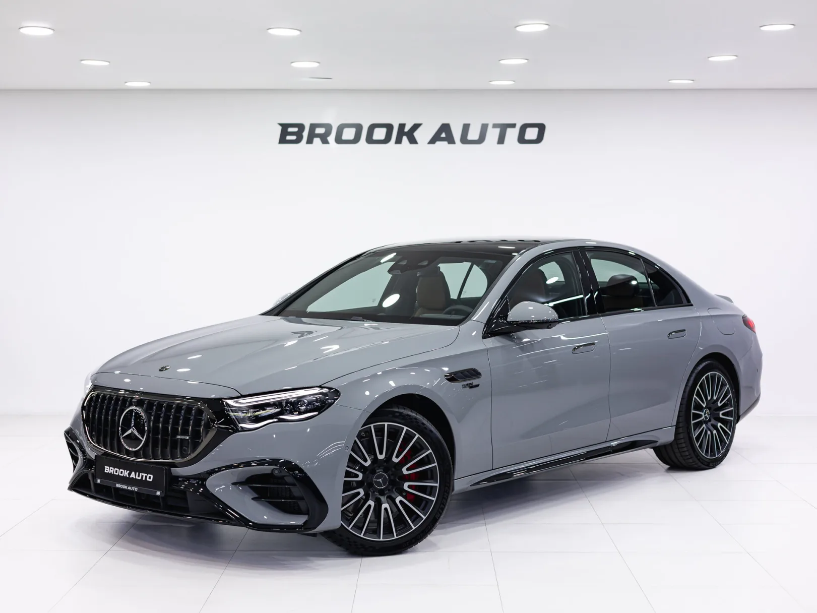 Mercedes-Benz E-Класс AMG E 53 4MATIC+ VI (W214), 2025 — экстерьер, фото 1
