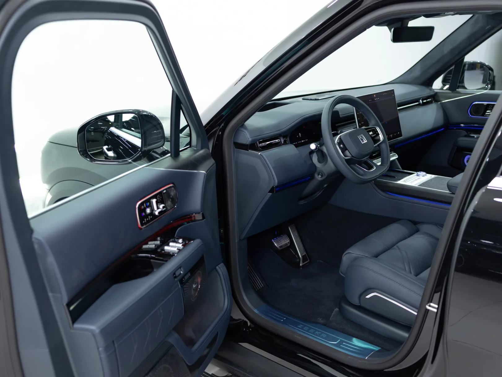 Zeekr 9X Ultra (6 seats) I, 2025 — экстерьер, фото 7