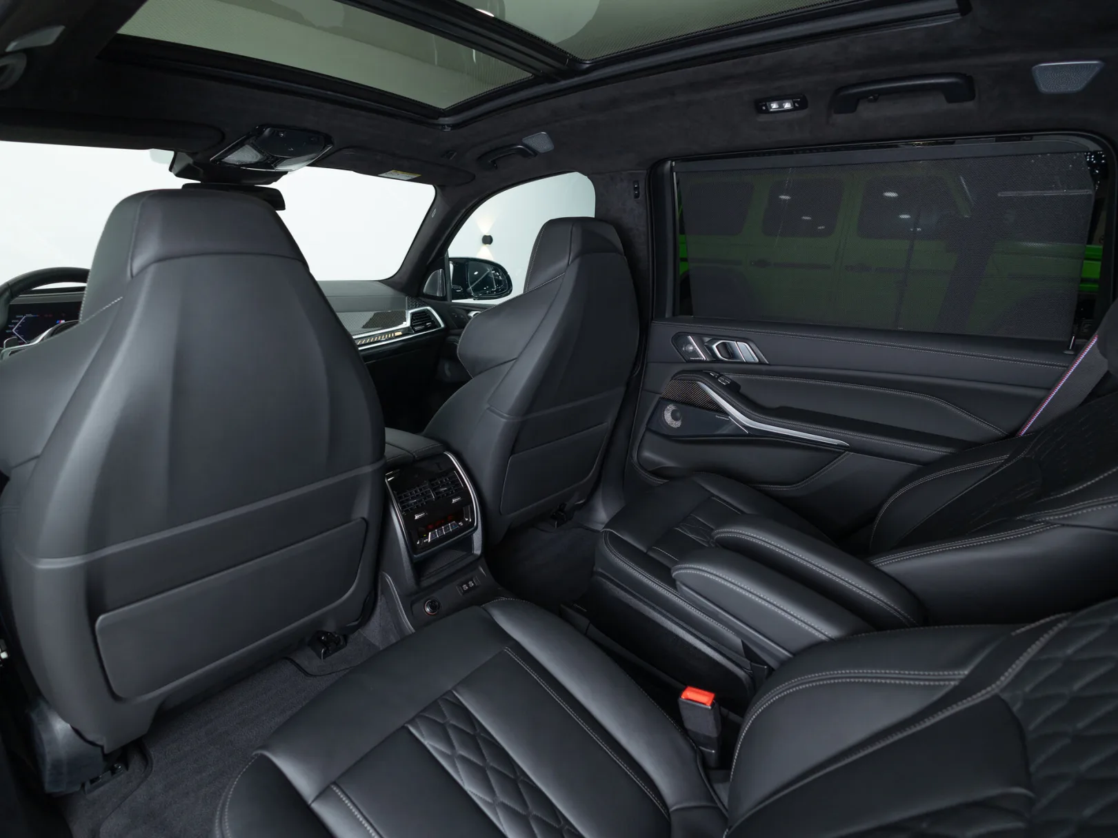 BMW X7 M60i xDrive Sport Pro I (G07) Рестайлинг, 2023 — экстерьер, фото 23