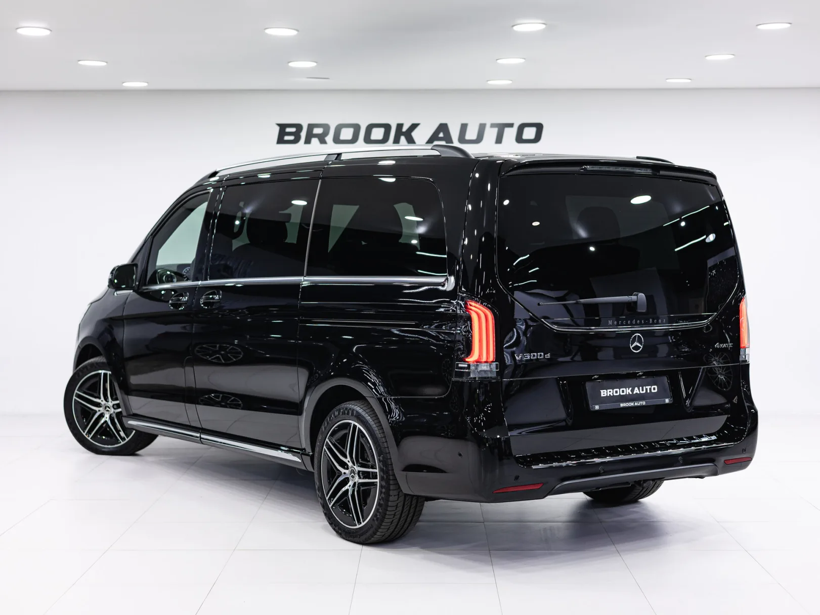 Mercedes-Benz V-Класс Avantgarde III (W447) Рестайлинг 2, 2024 — экстерьер, фото 6