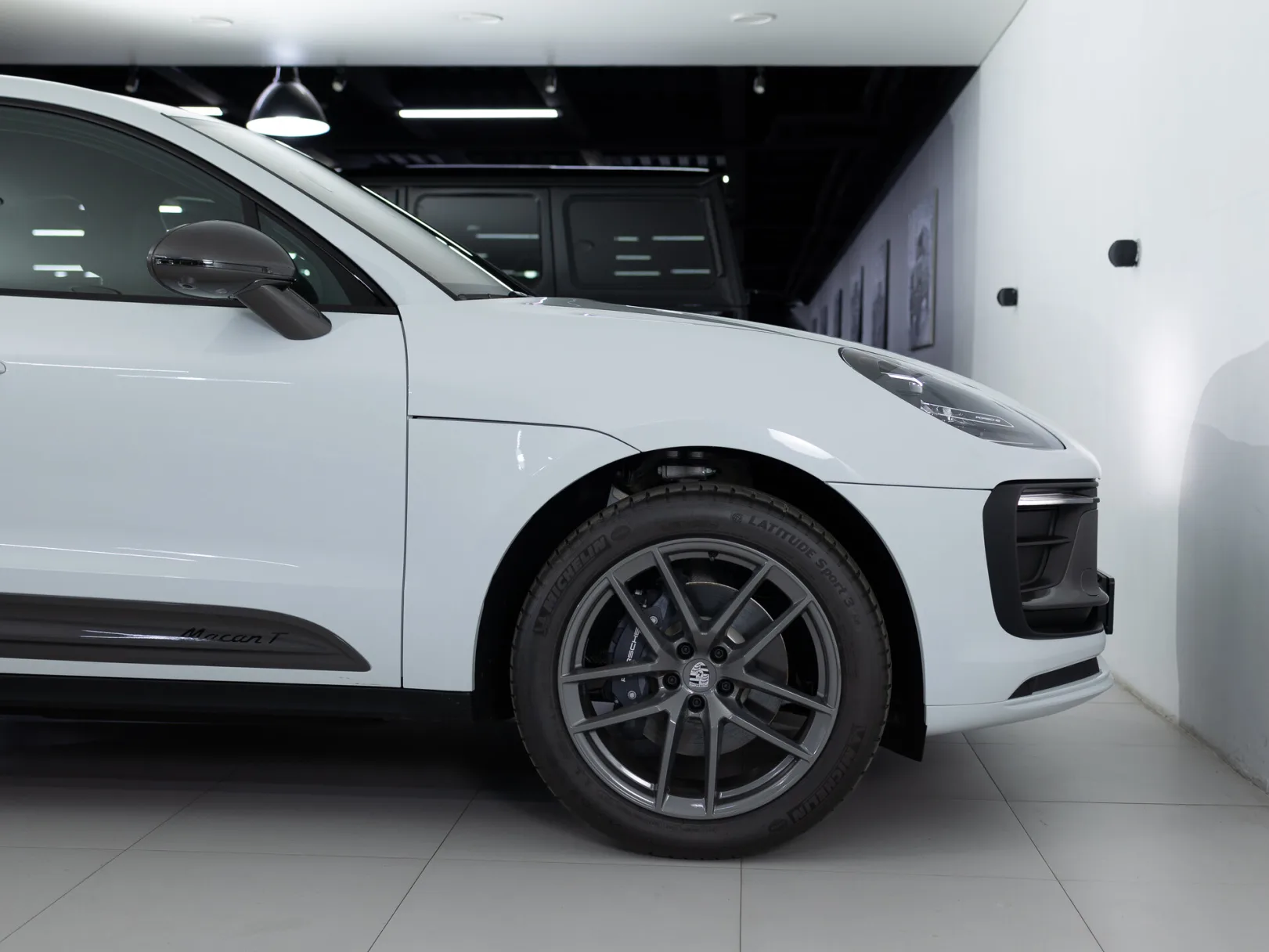 Porsche Macan T I Рестайлинг 2, 2024 — экстерьер, фото 30