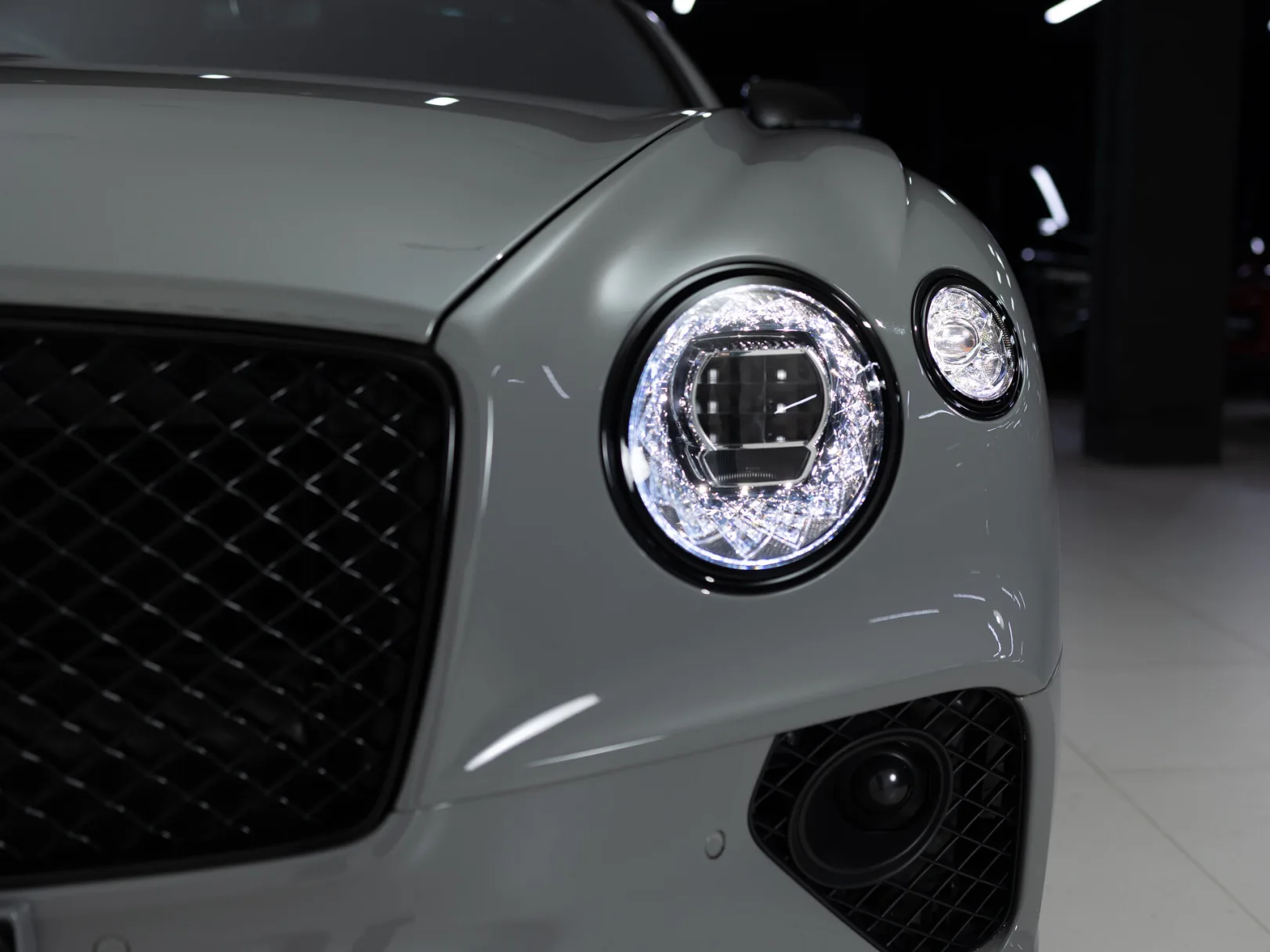 Bentley Continental GT Mulliner III, 2023 — экстерьер, фото 33