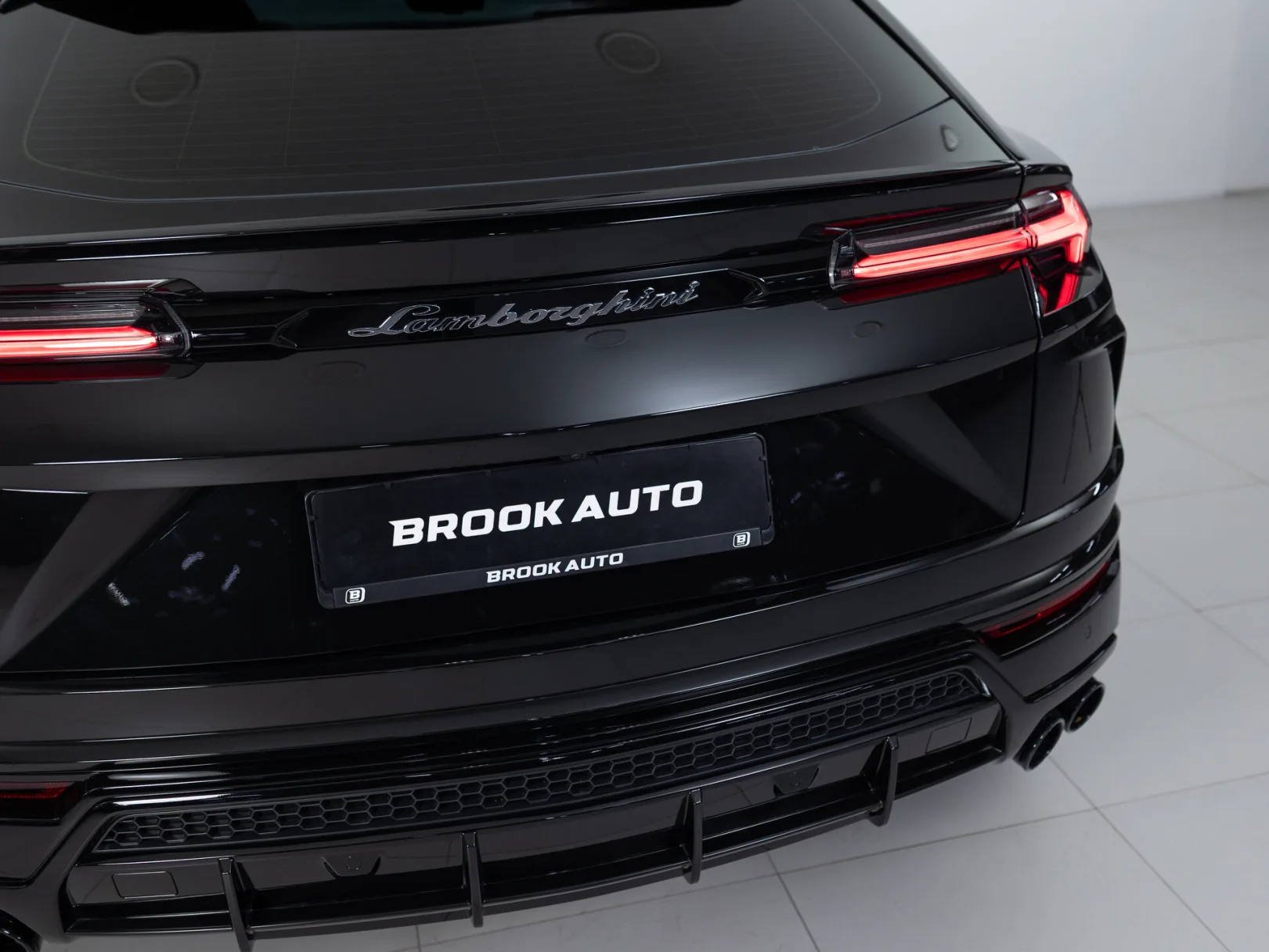 Lamborghini Urus Individual I, 2021 — экстерьер, фото 38