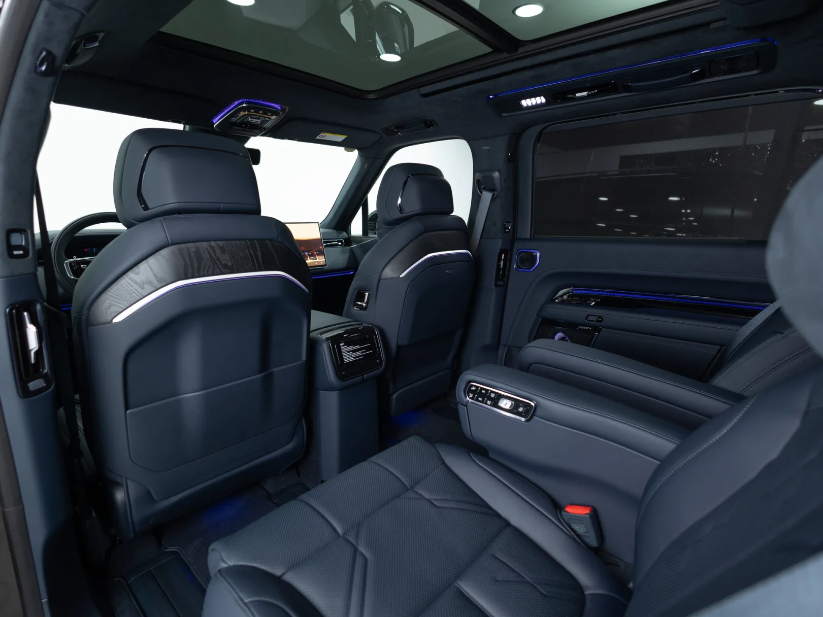 Zeekr 9X Max (6 seats) I, 2025 — экстерьер, фото 16