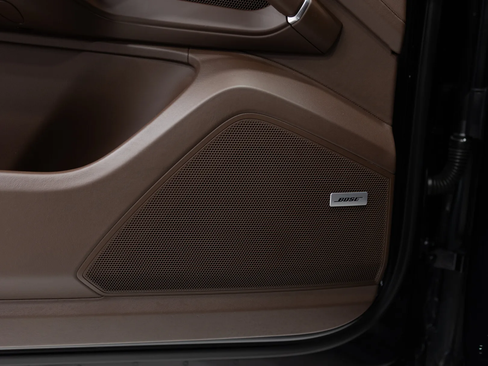 Porsche Cayenne Базовая III, 2019 — экстерьер, фото 9