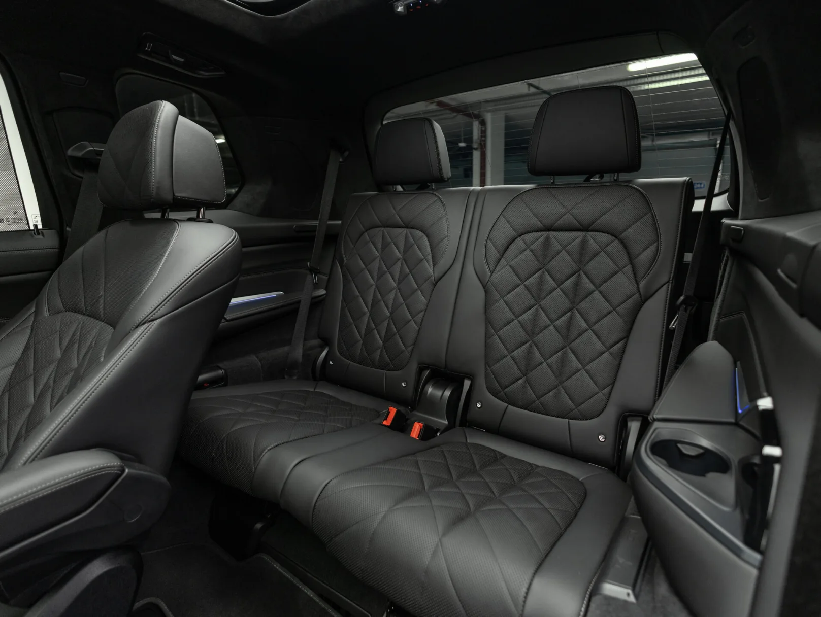 BMW X7 xDrive40i M Sport I (G07) Рестайлинг, 2022 — экстерьер, фото 30