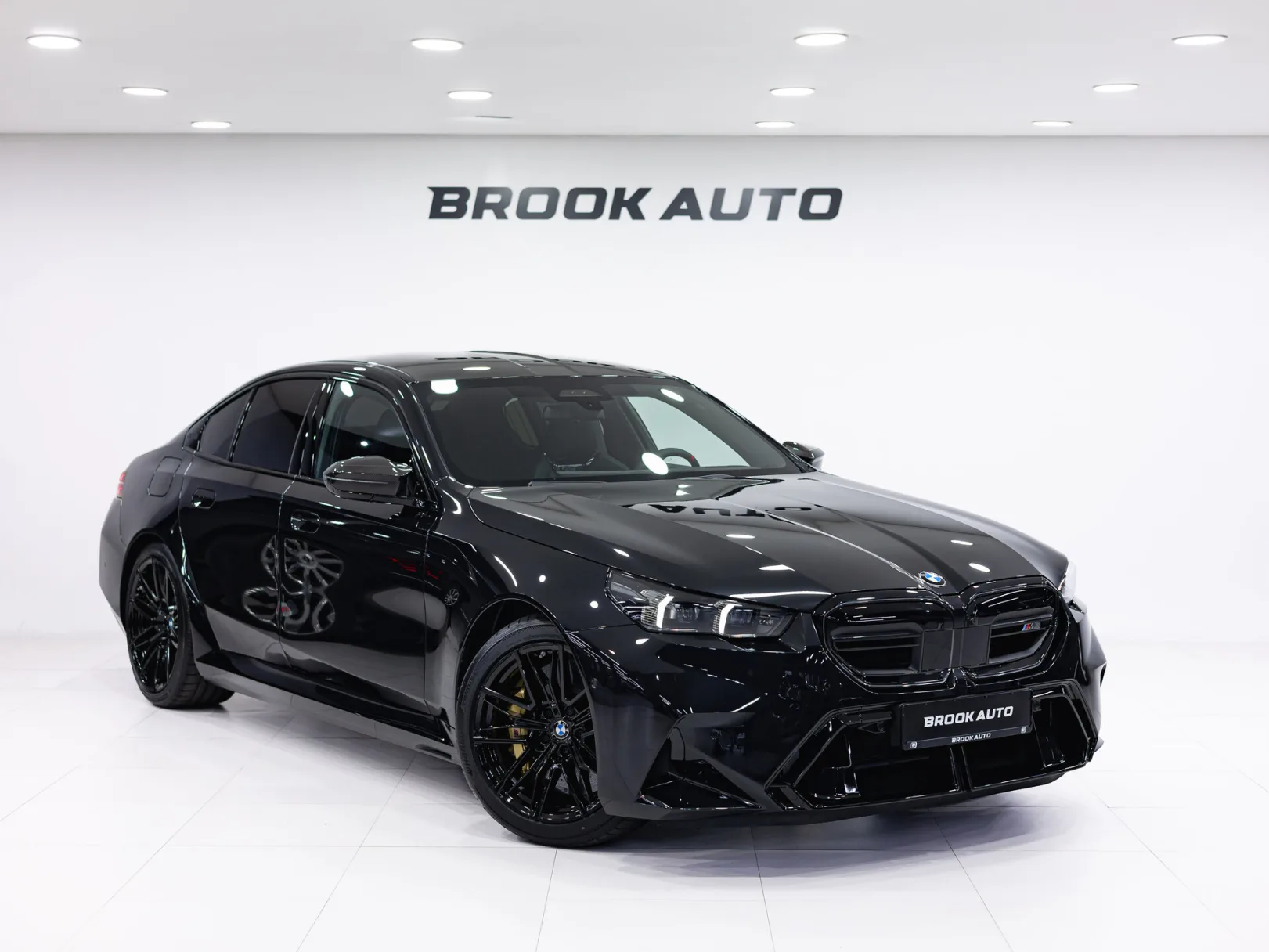 BMW M5 VII (G90), 2025 — экстерьер, фото 3