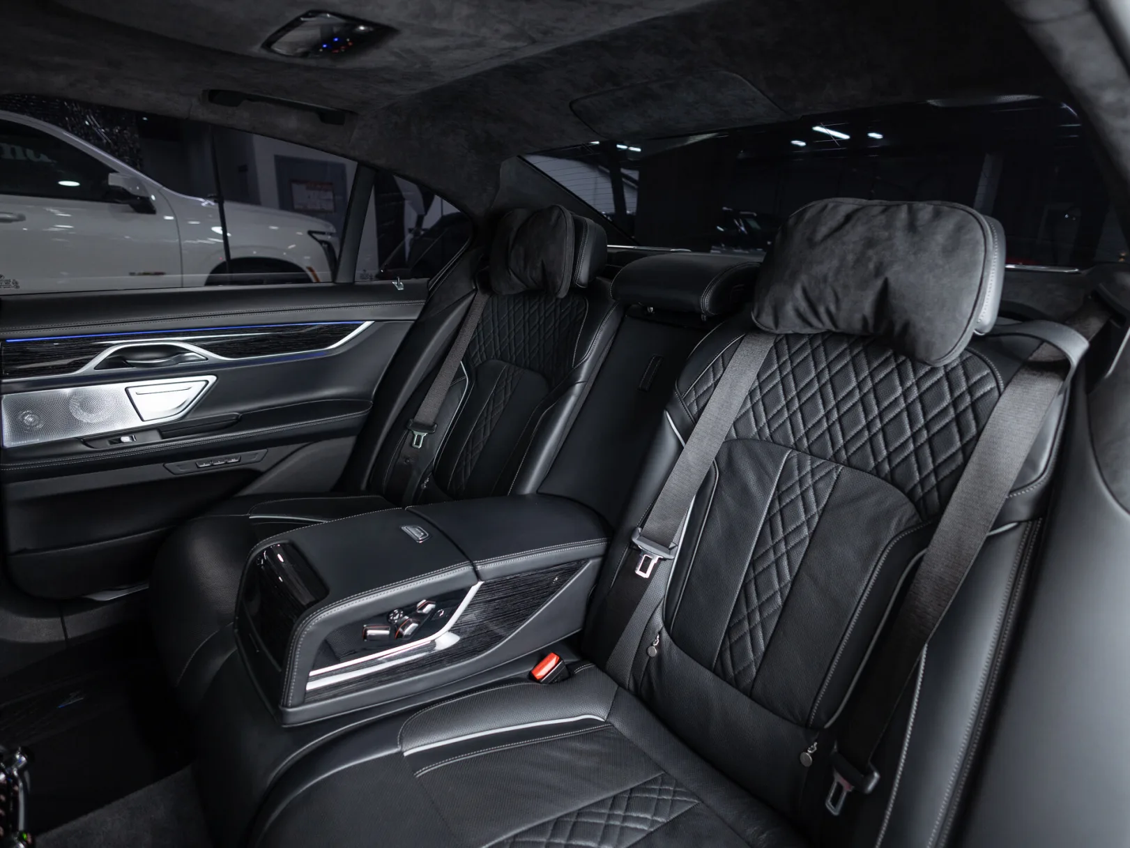 BMW 7 серии 740d xDrive M Sport Pro VI (G11/G12) Рестайлинг, 2020 — экстерьер, фото 27