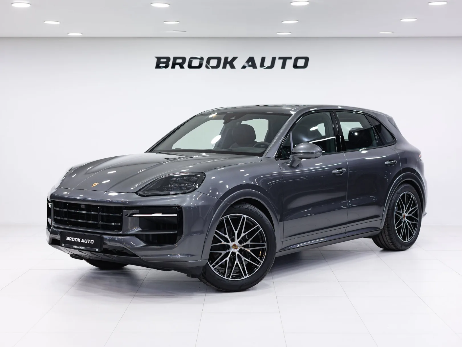Porsche Cayenne Базовая III Рестайлинг, 2025 — экстерьер, фото 1