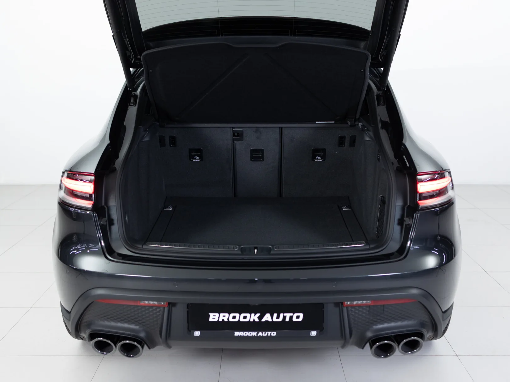 Porsche Macan T I Рестайлинг 2, 2025 — экстерьер, фото 30