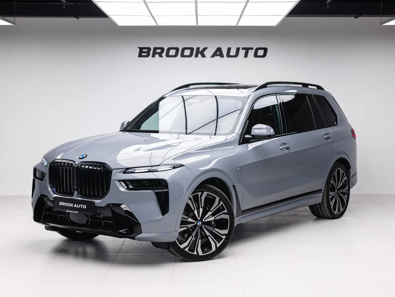 BMW X7 xDrive40d M Sport Pro I (G07) Рестайлинг, 2026 — экстерьер, фото 1