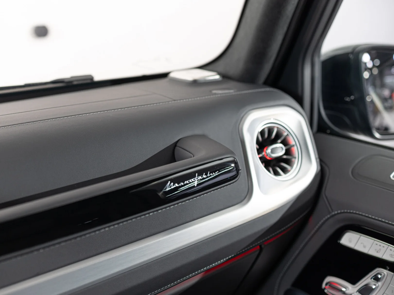 Mercedes-Benz G-Класс G 450 d AMG Line III (W465) Рестайлинг, 2024 — экстерьер, фото 16