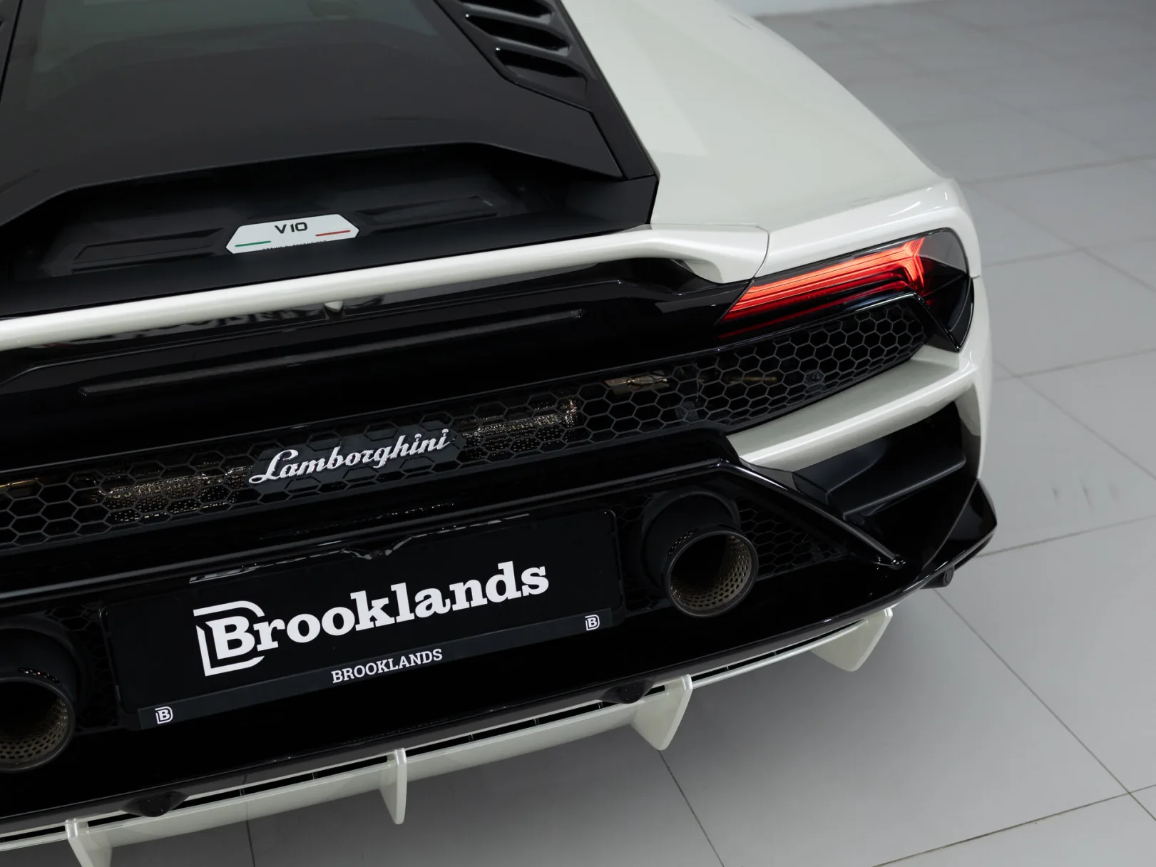 Lamborghini Huracán Base I Рестайлинг, 2020 — экстерьер, фото 29