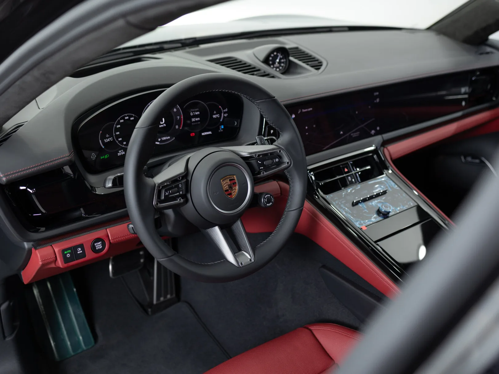 Porsche Panamera GTS III, 2024 — экстерьер, фото 9