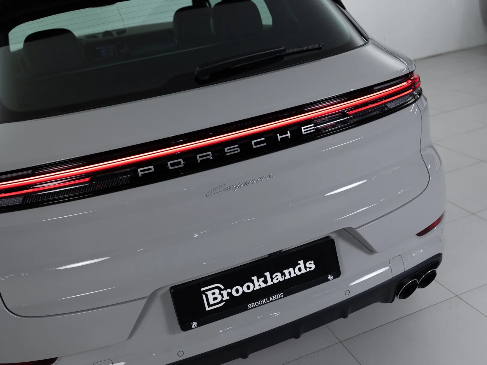 Porsche Cayenne Базовая III Рестайлинг, 2025 — экстерьер, фото 25