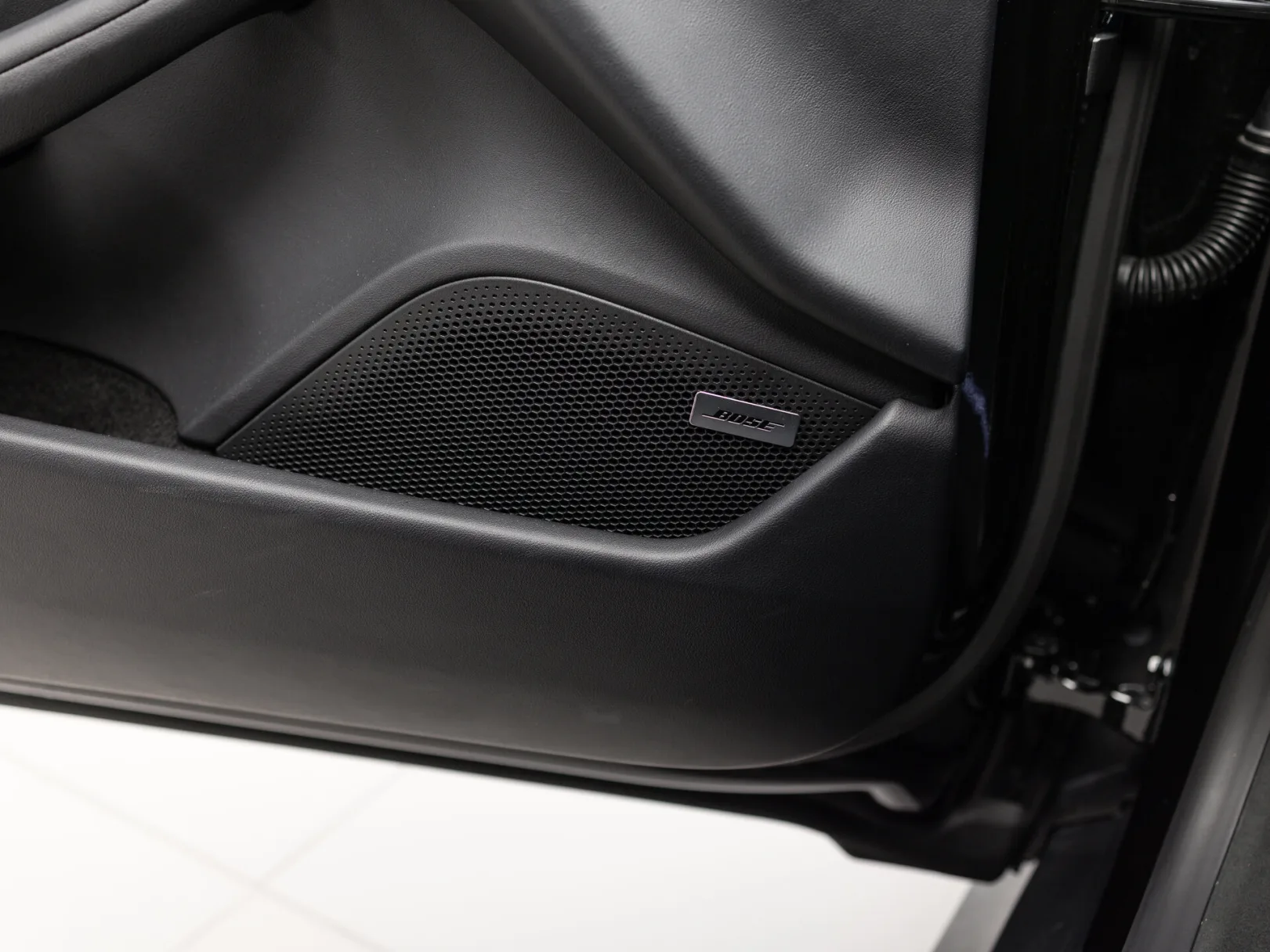 Porsche Taycan Turbo GT Weissach I Рестайлинг, 2024 — экстерьер, фото 9