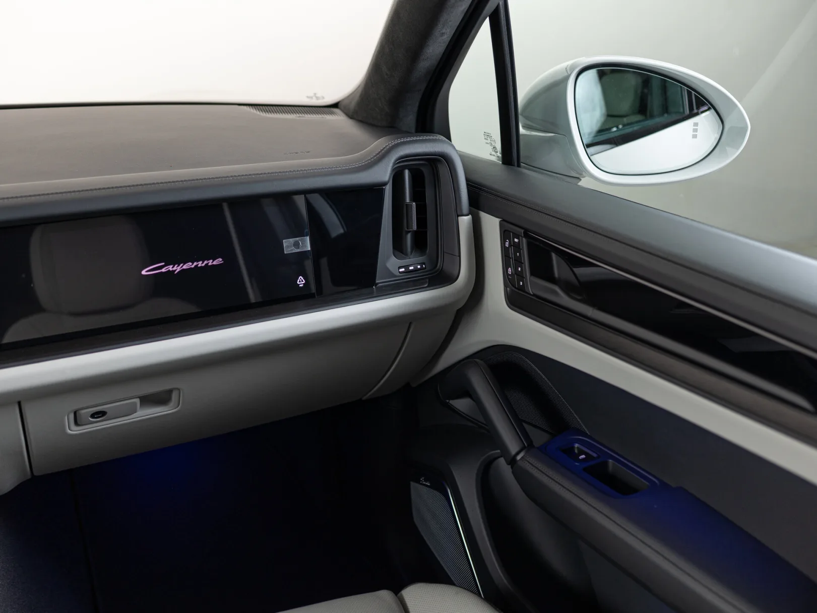 Porsche Cayenne E-Hybrid III Рестайлинг, 2026 — экстерьер, фото 21