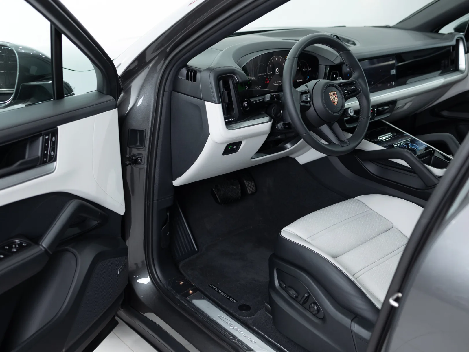 Porsche Cayenne Coupé III Рестайлинг, 2024 — экстерьер, фото 7