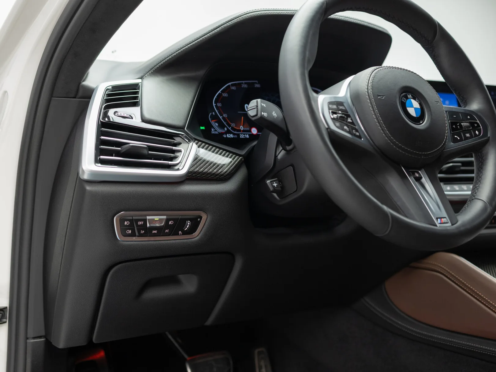 BMW X6 xDrive30d M Sport Pro III (G06), 2020 — экстерьер, фото 16
