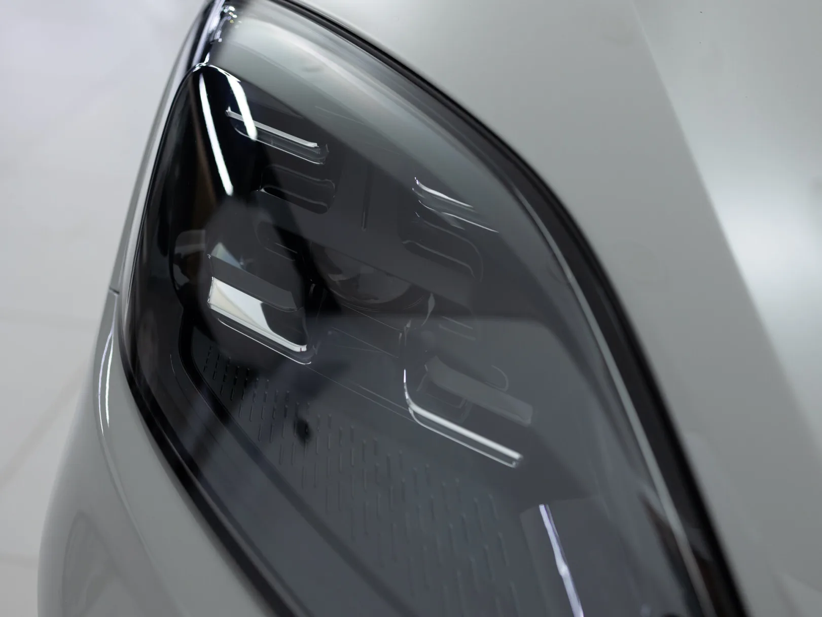 Porsche Cayenne Базовая III Рестайлинг, 2024 — экстерьер, фото 25