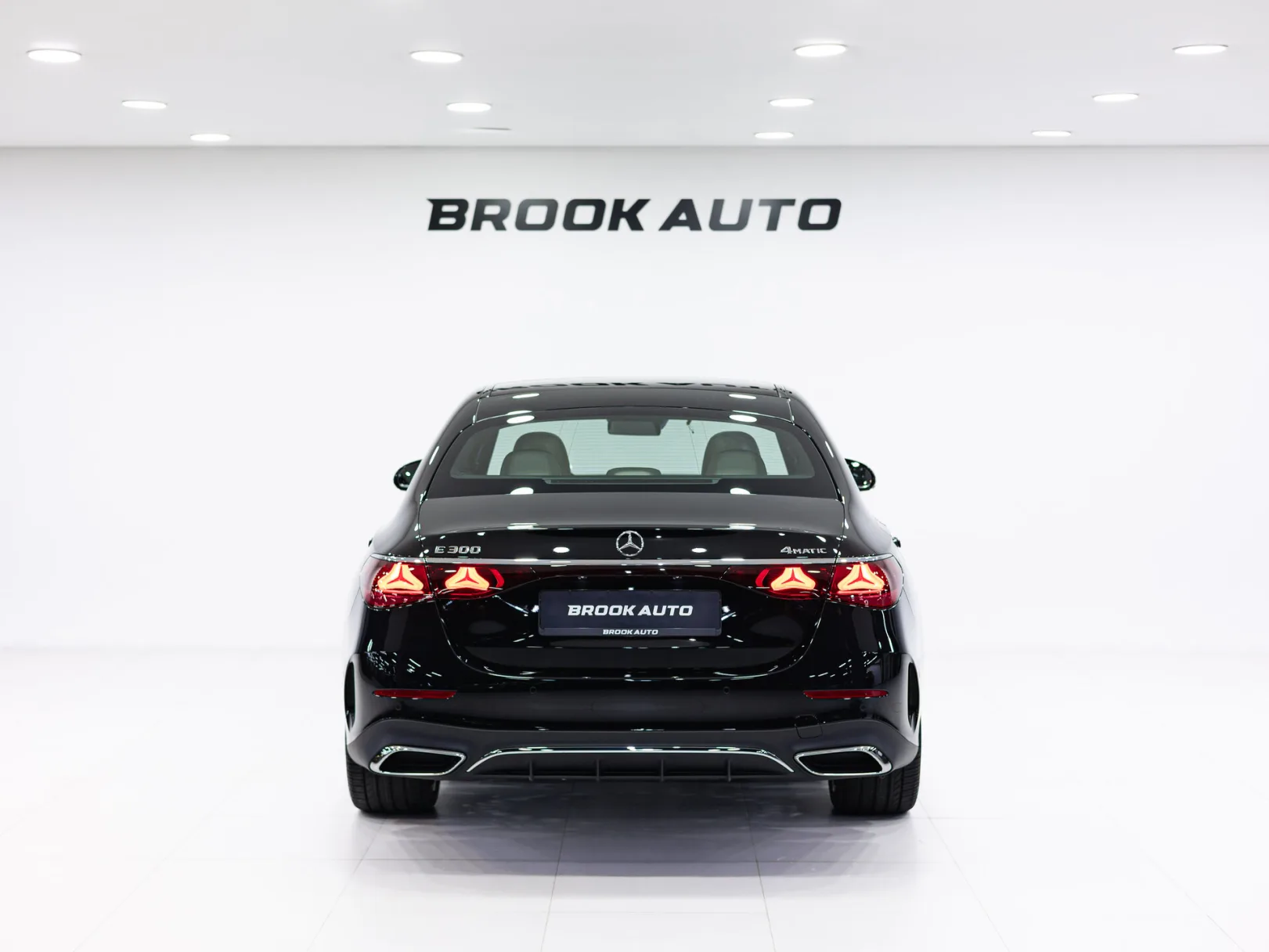 Mercedes-Benz E-Класс E 300 4MATIC AMG Line VI (W214, S214), 2025 — экстерьер, фото 5