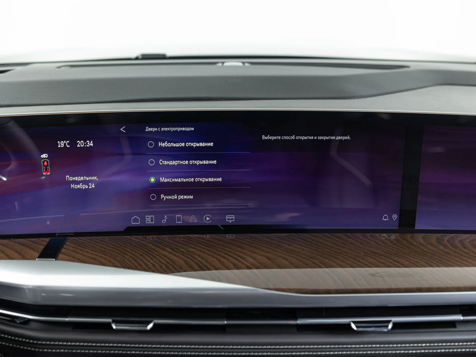 Cadillac Escalade Sport Platinum V Рестайлинг, 2025 — экстерьер, фото 17