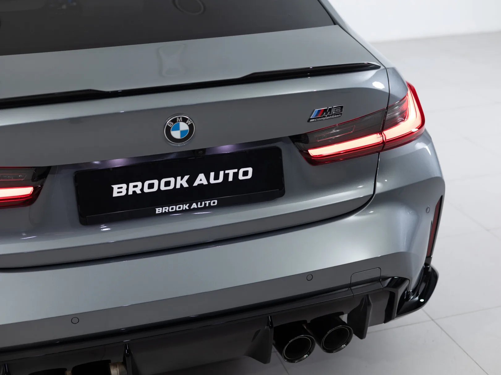 BMW M3 Competition VI (G80) Рестайлинг, 2025 — экстерьер, фото 35