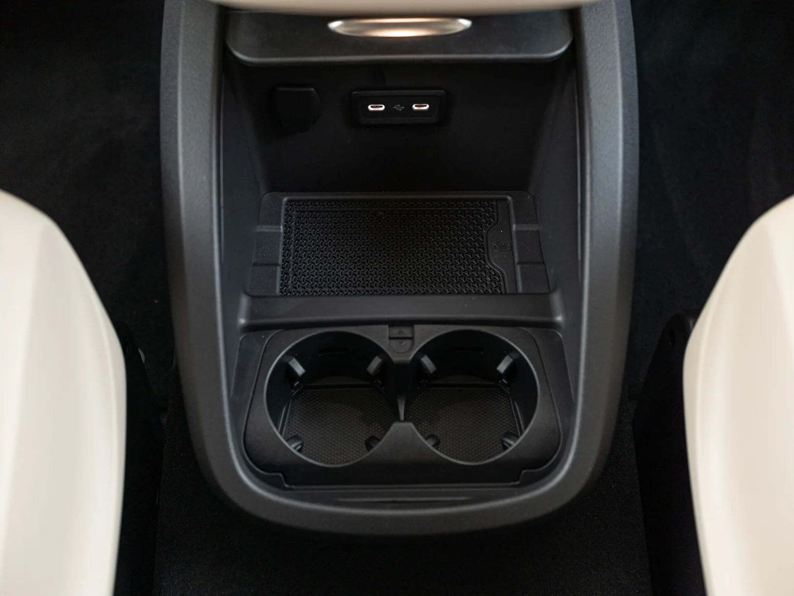 Mercedes-Benz V-Класс Exclusive III (W447) Рестайлинг 2, 2025 — экстерьер, фото 21