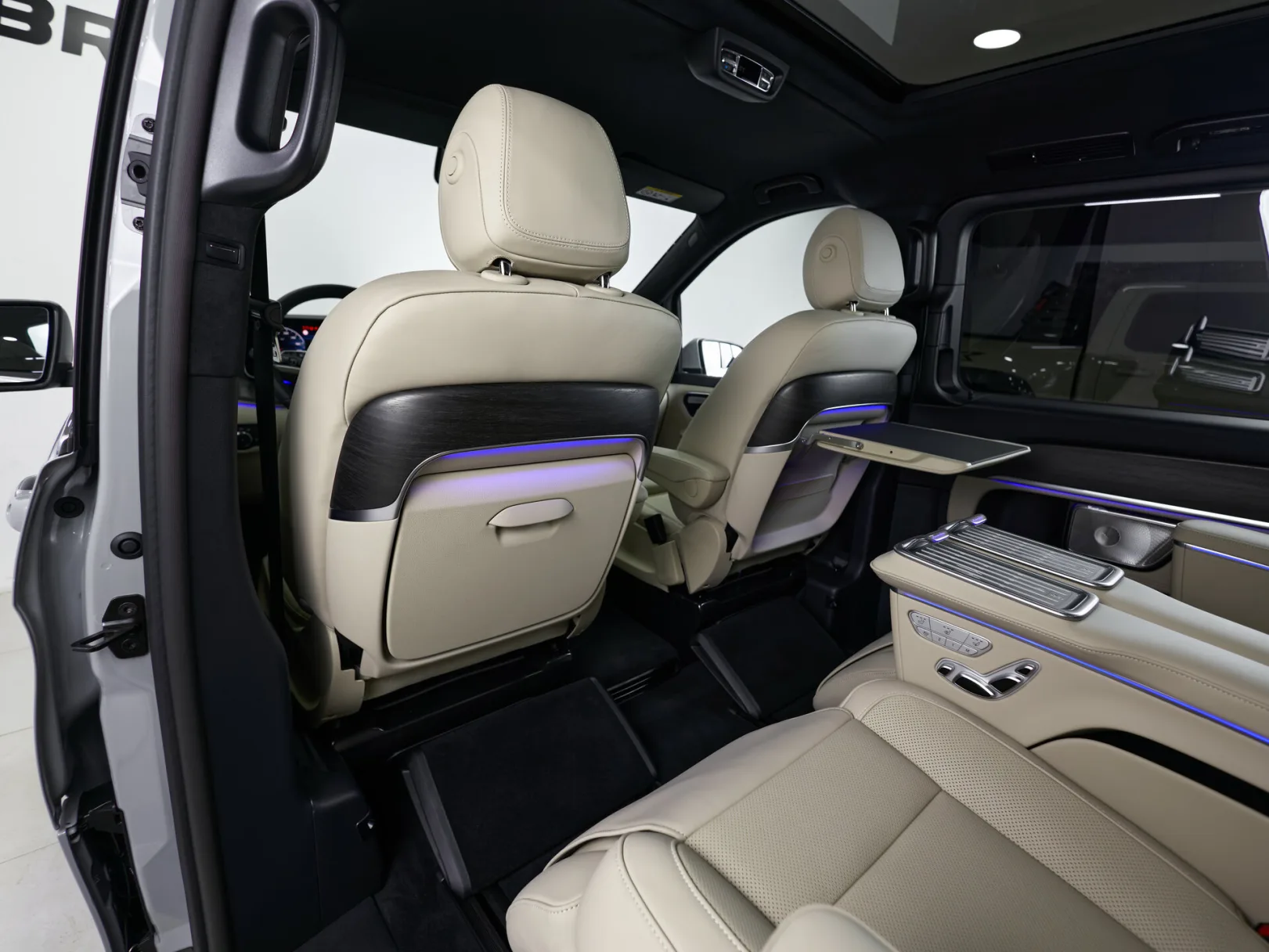 Mercedes-Benz V-Класс Exclusive III (W447) Рестайлинг 2, 2026 — экстерьер, фото 26