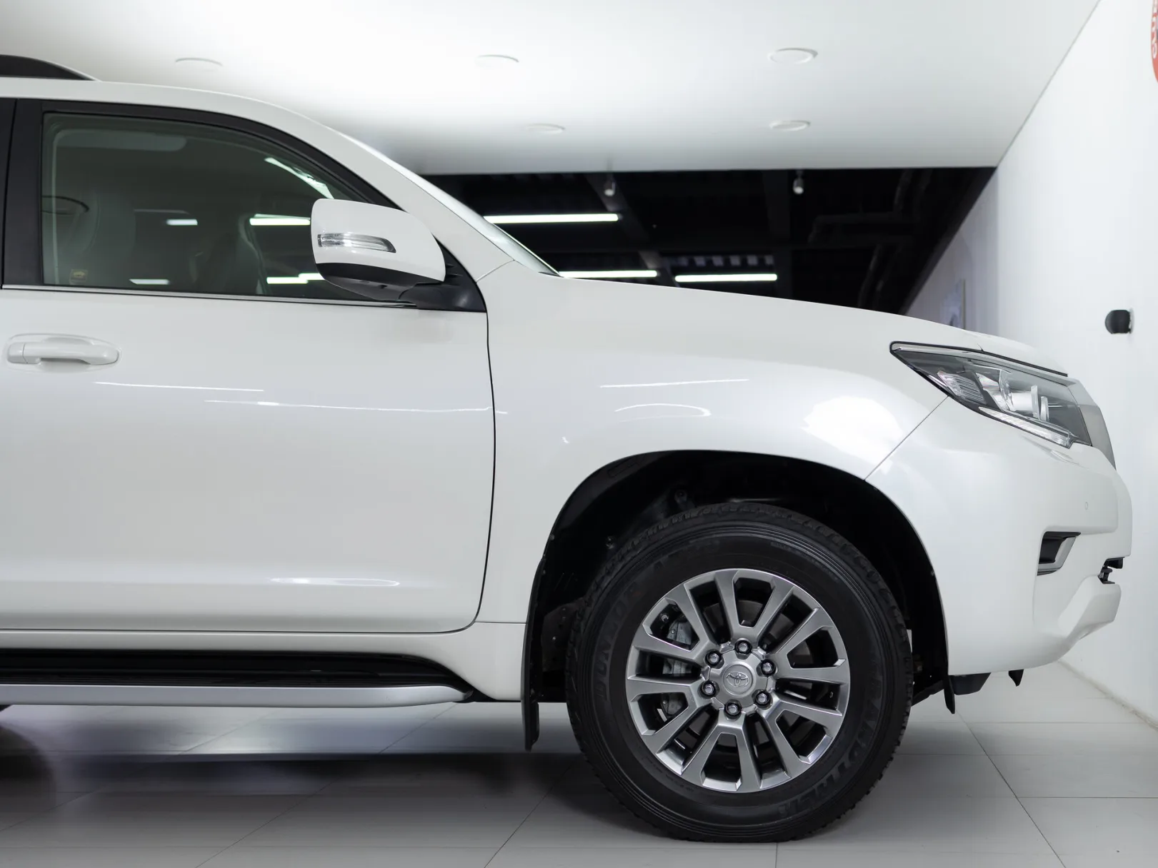 Toyota Land Cruiser Prado Престиж 150 Series Рестайлинг 2, 2020 — экстерьер, фото 32