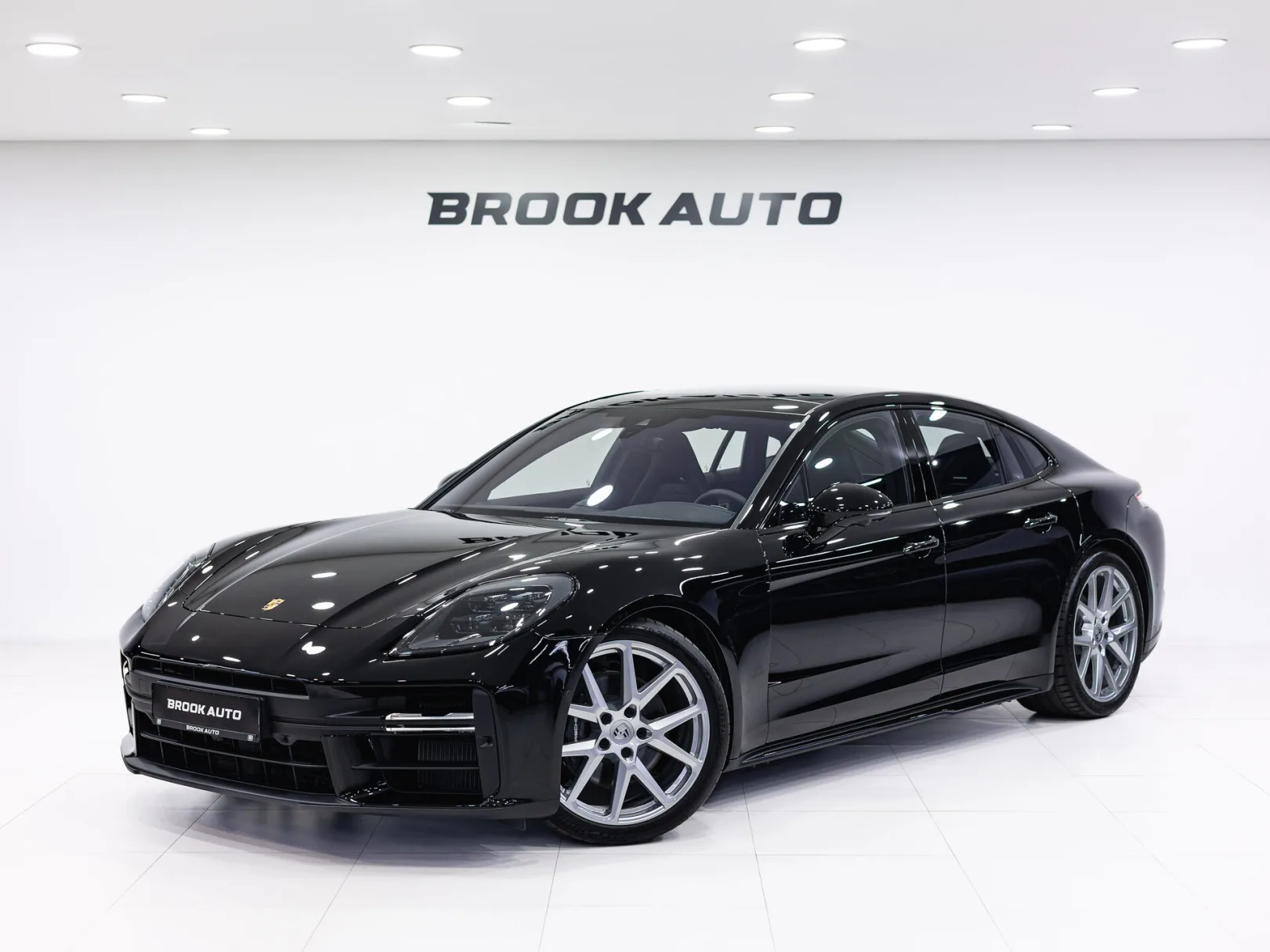 Porsche Panamera 4 III, 2024 — экстерьер, фото 1