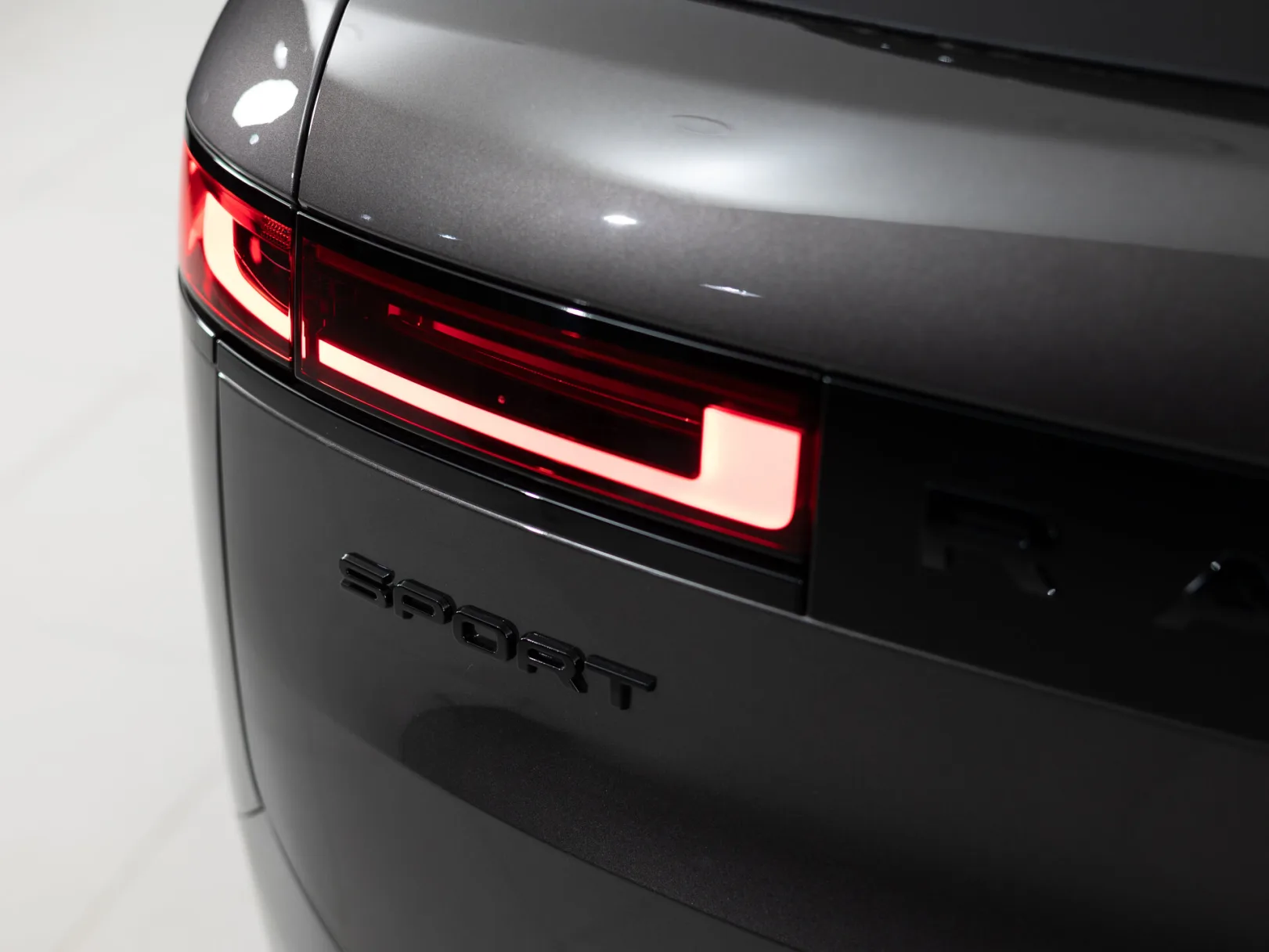 Land Rover Range Rover Sport Dynamic HSE III, 2026 — экстерьер, фото 34