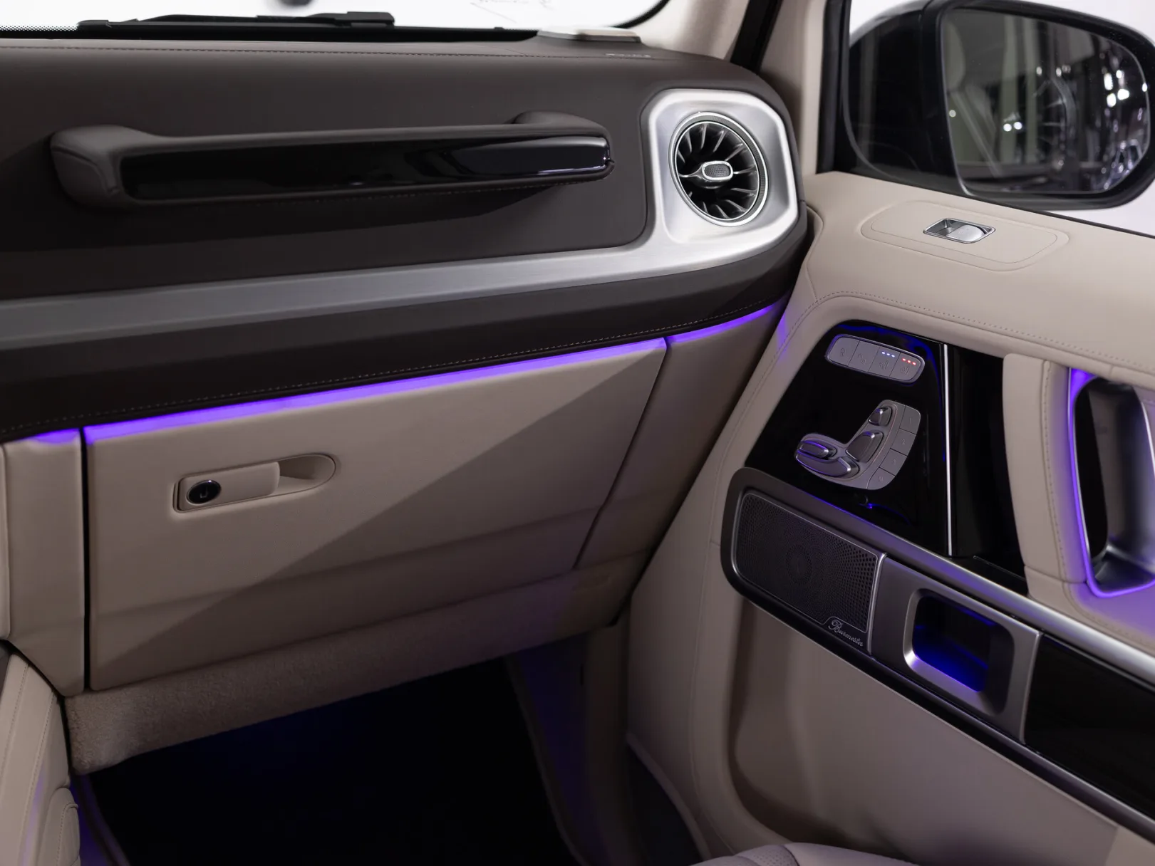 Mercedes-Benz G-Класс AMG G 63 II (W463), 2024 — экстерьер, фото 23