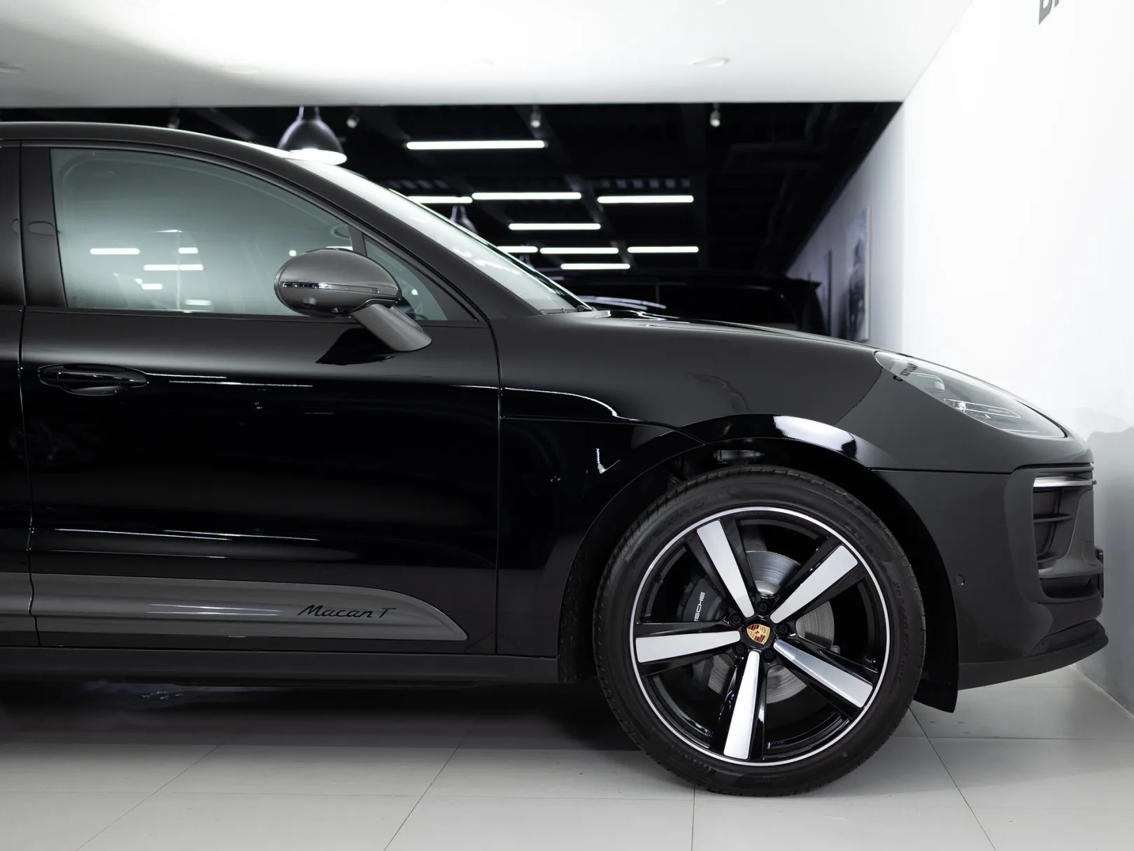 Porsche Macan T I Рестайлинг 2, 2026 — экстерьер, фото 32