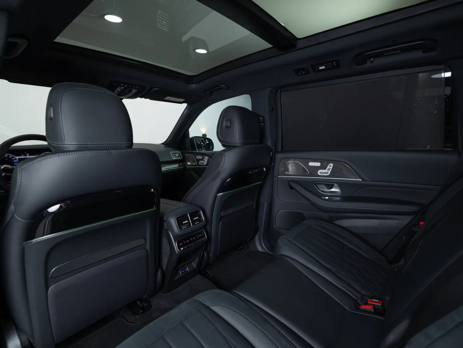 Mercedes-Benz GLS AMG GLS 63 4MATIC+ II (X167) Рестайлинг, 2023 — экстерьер, фото 29