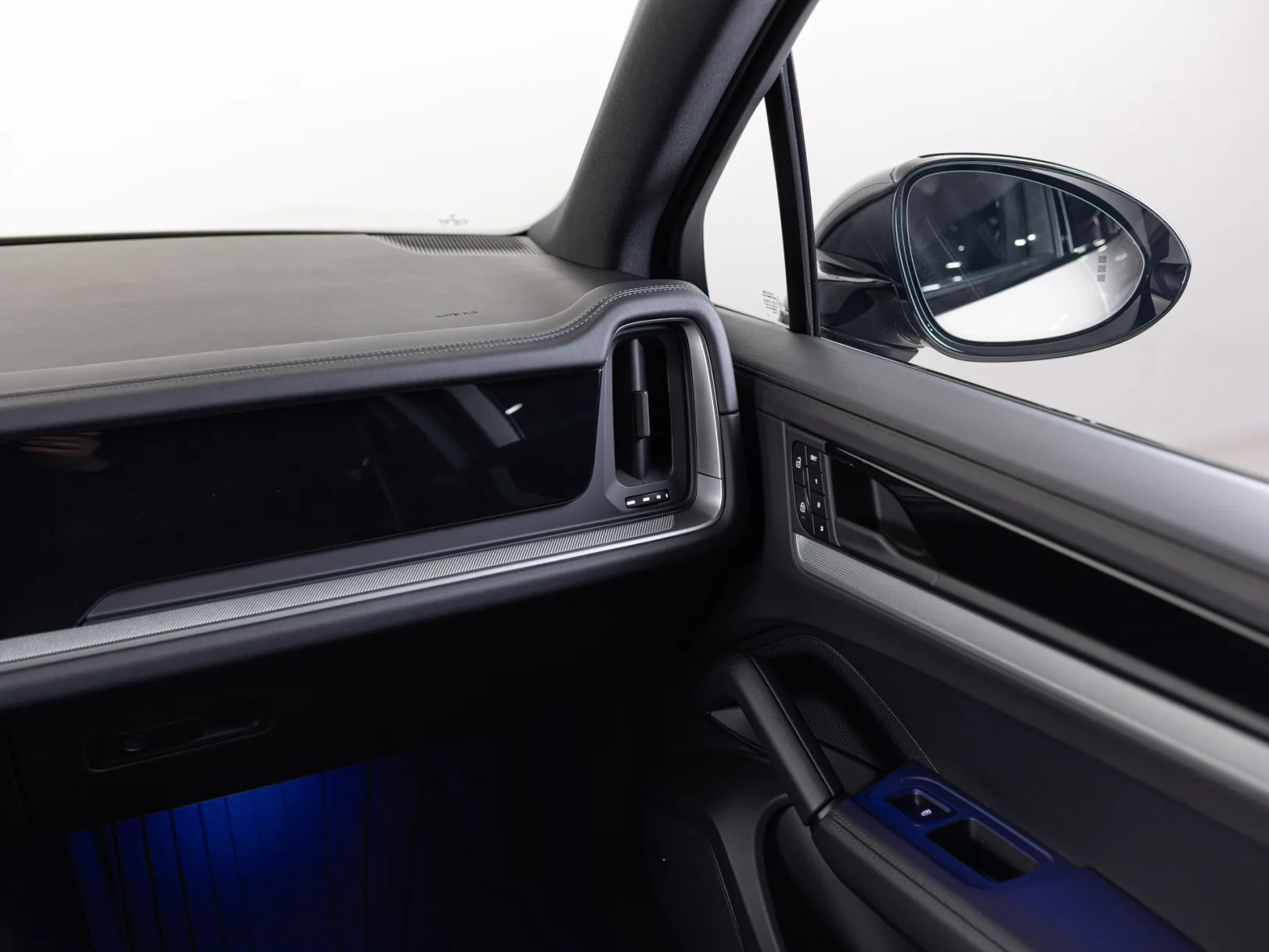 Porsche Cayenne Базовая III Рестайлинг, 2023 — экстерьер, фото 20
