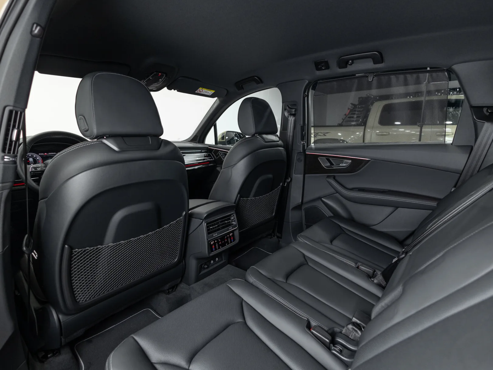 Audi Q7 55 TFSI quattro tiptronic II (4M) Рестайлинг 2, 2024 — экстерьер, фото 26