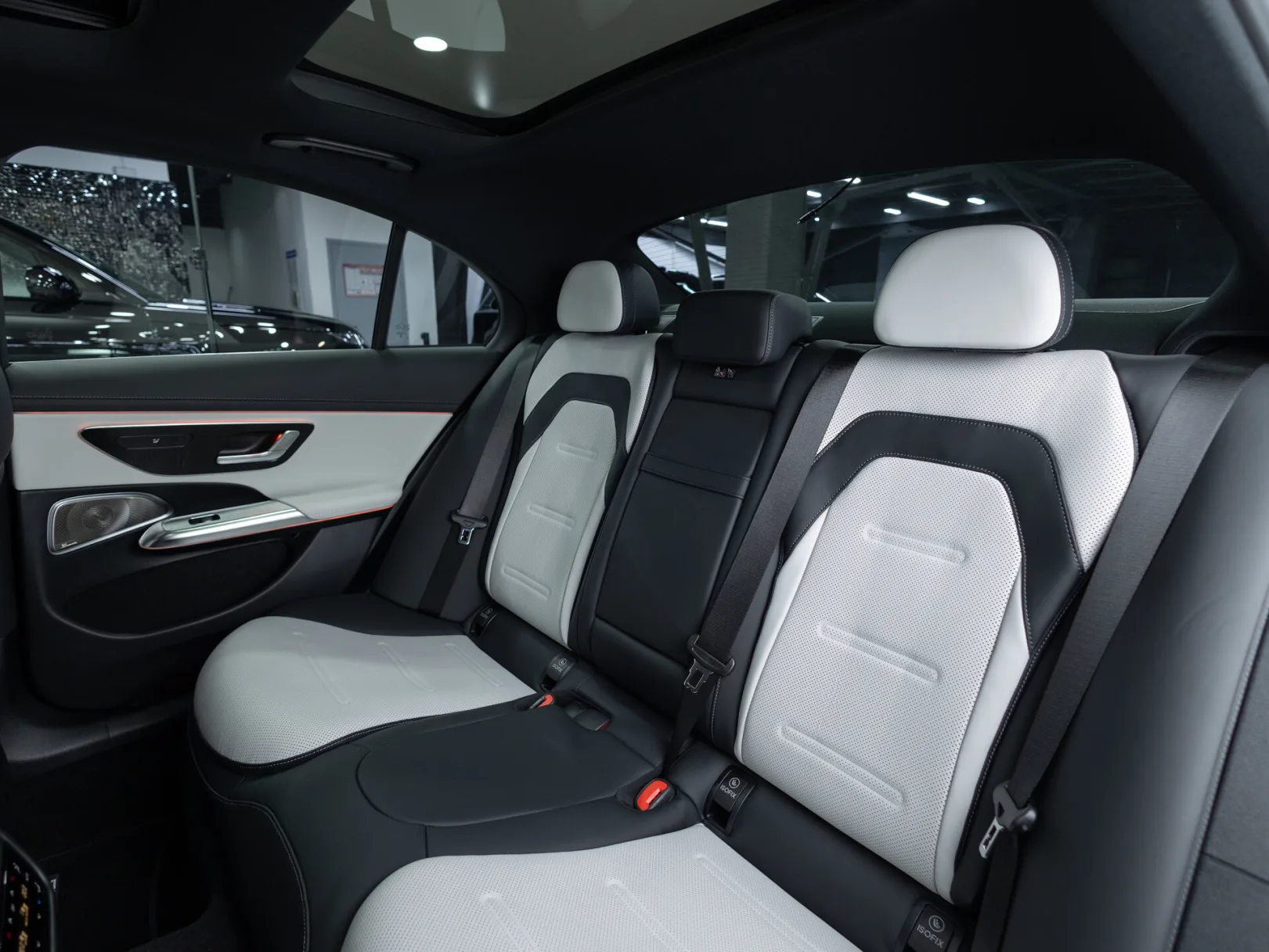 Mercedes-Benz E-Класс AMG E 53 4MATIC+ VI (W214), 2025 — экстерьер, фото 30
