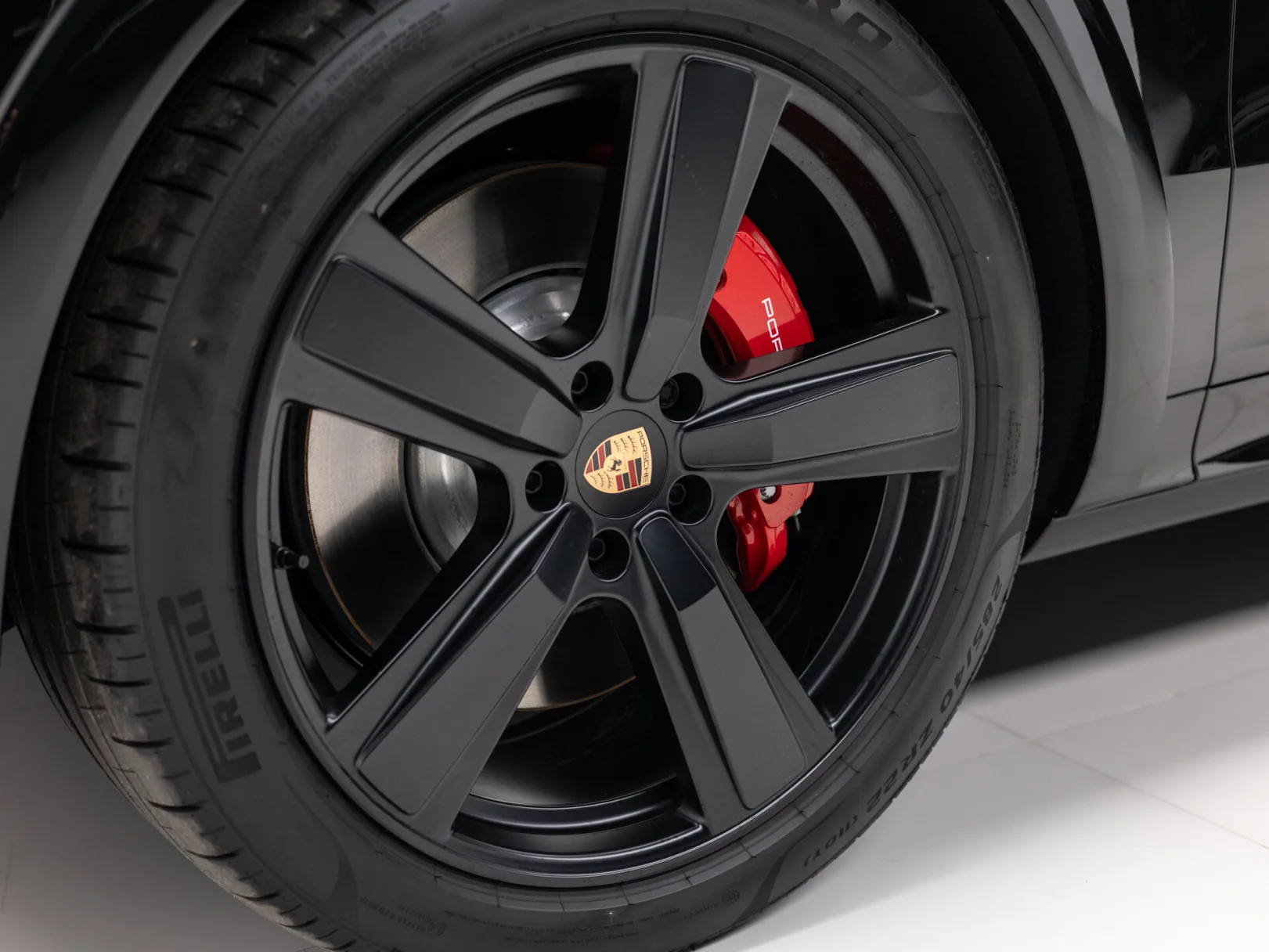 Porsche Cayenne GTS Coupé III Рестайлинг, 2026 — экстерьер, фото 36