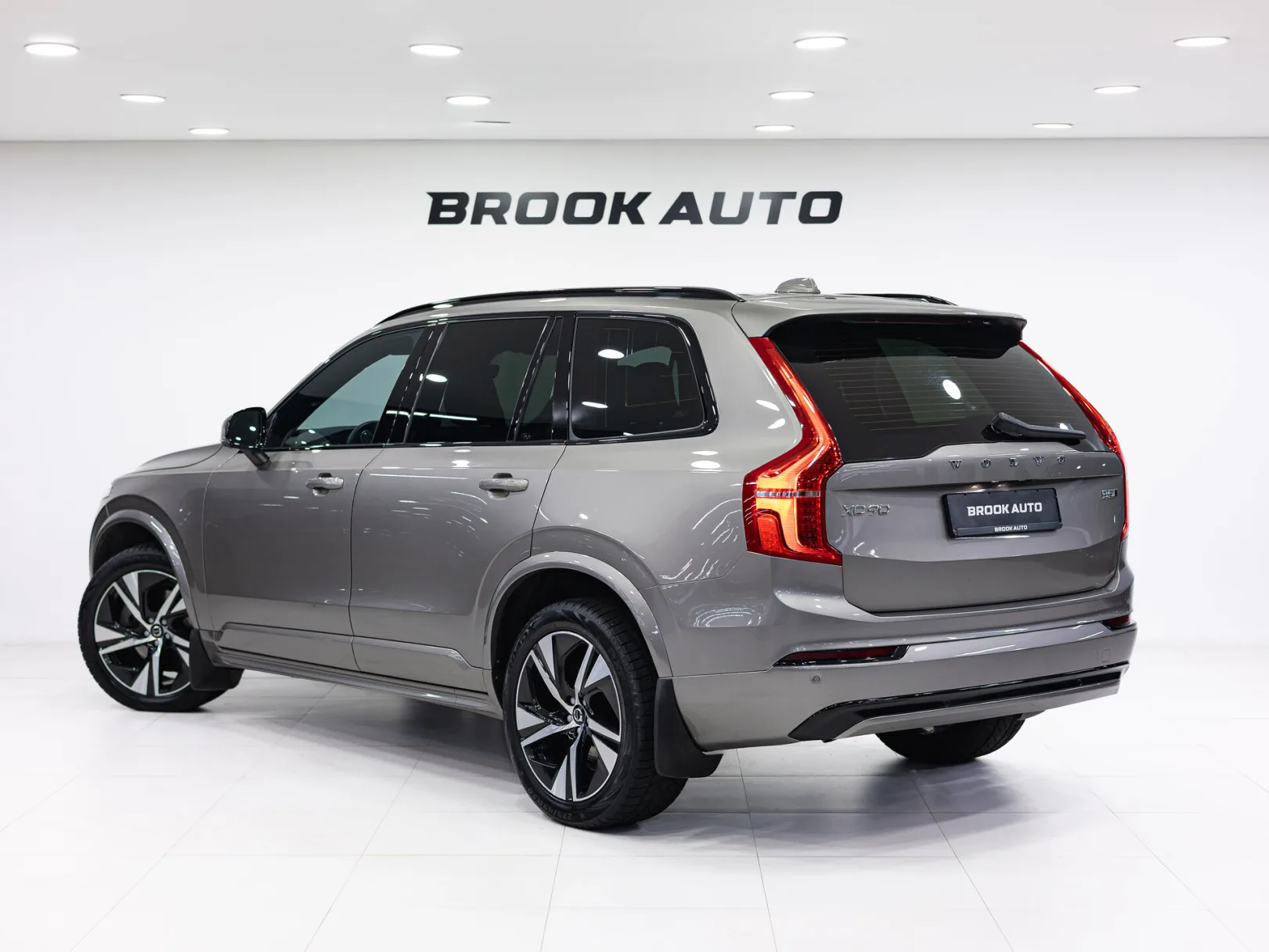 Volvo XC90 R-Design (MY21) II Рестайлинг 1, 2021 — экстерьер, фото 6