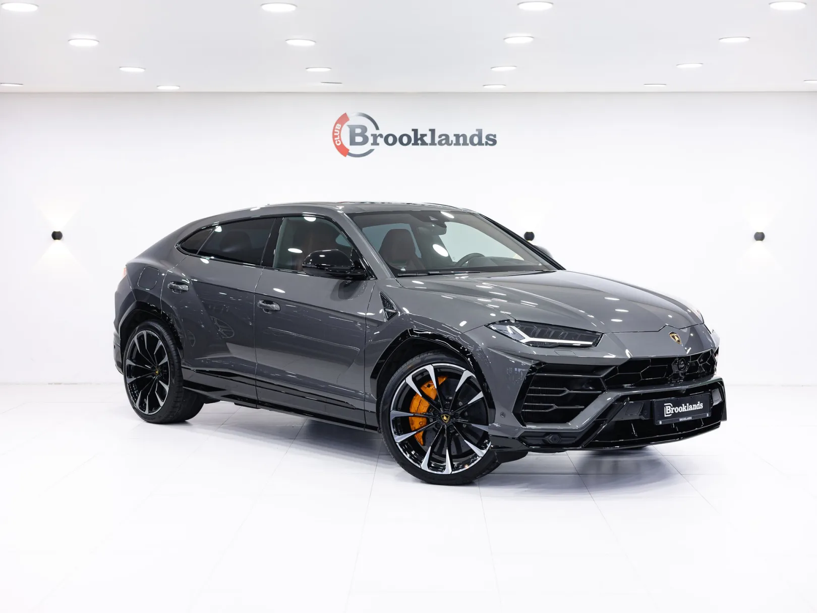 Lamborghini Urus Individual I, 2021 — экстерьер, фото 3