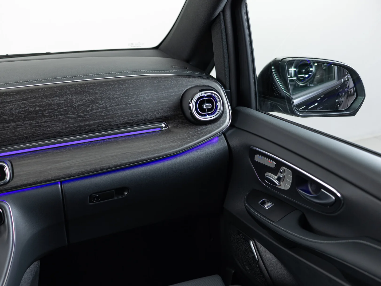 Mercedes-Benz V-Класс Avantgarde III (W447) Рестайлинг 2, 2024 — экстерьер, фото 21