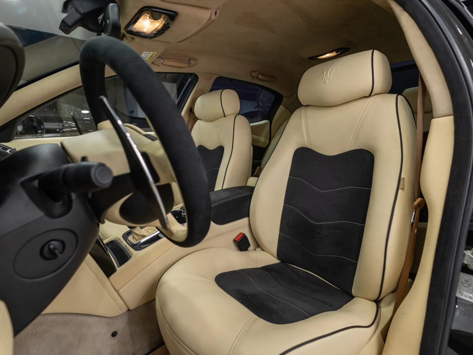 Maserati Quattroporte V Рестайлинг, 2011 — экстерьер, фото 10